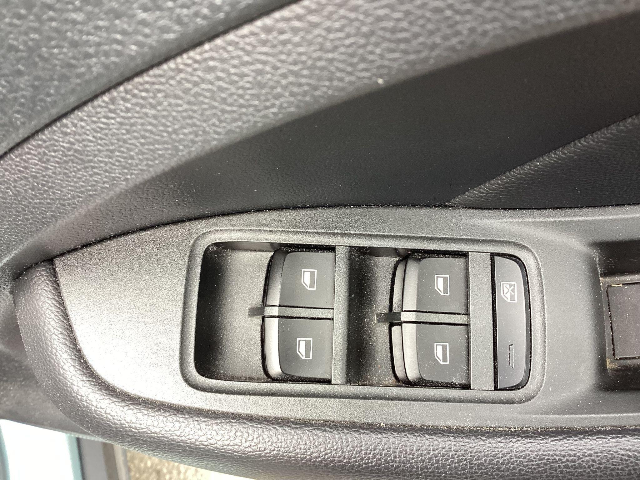 MG ZS EV Image 16