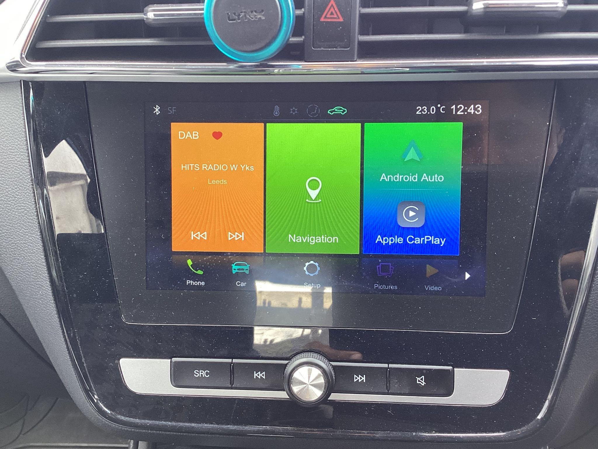 MG ZS EV Image 21