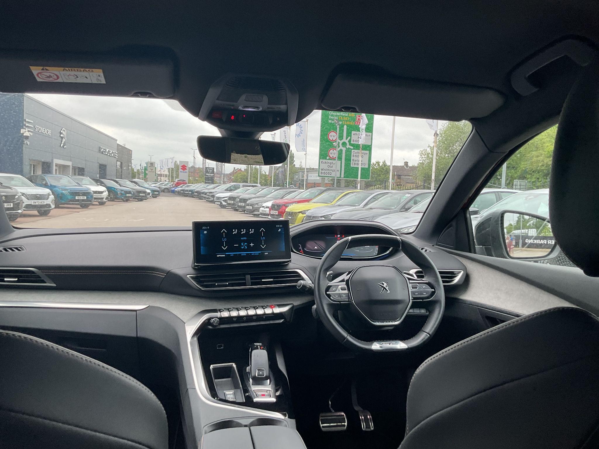 Peugeot 5008 Image 25
