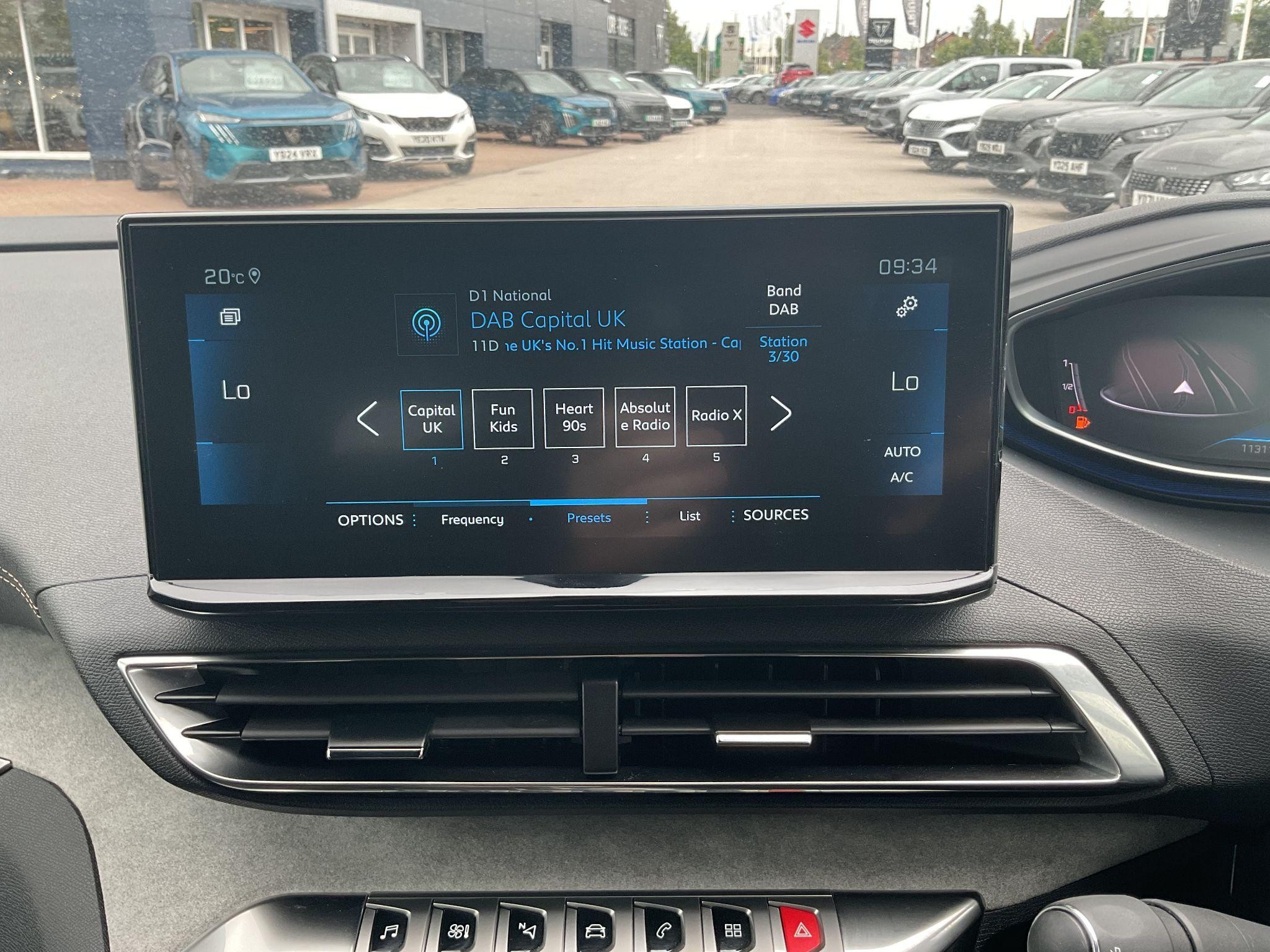 Peugeot 5008 Image 33