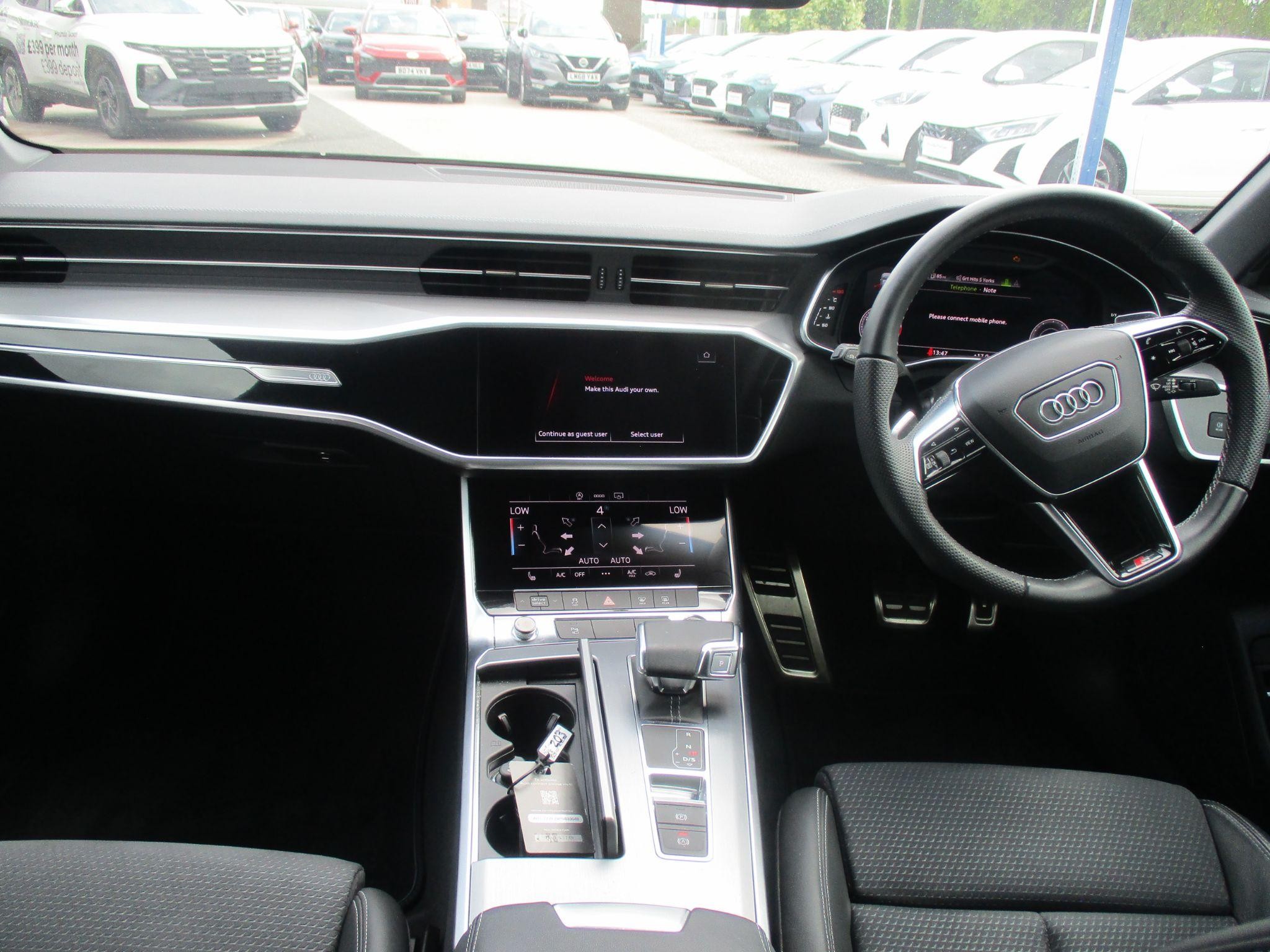 Audi A6 Saloon Image 13