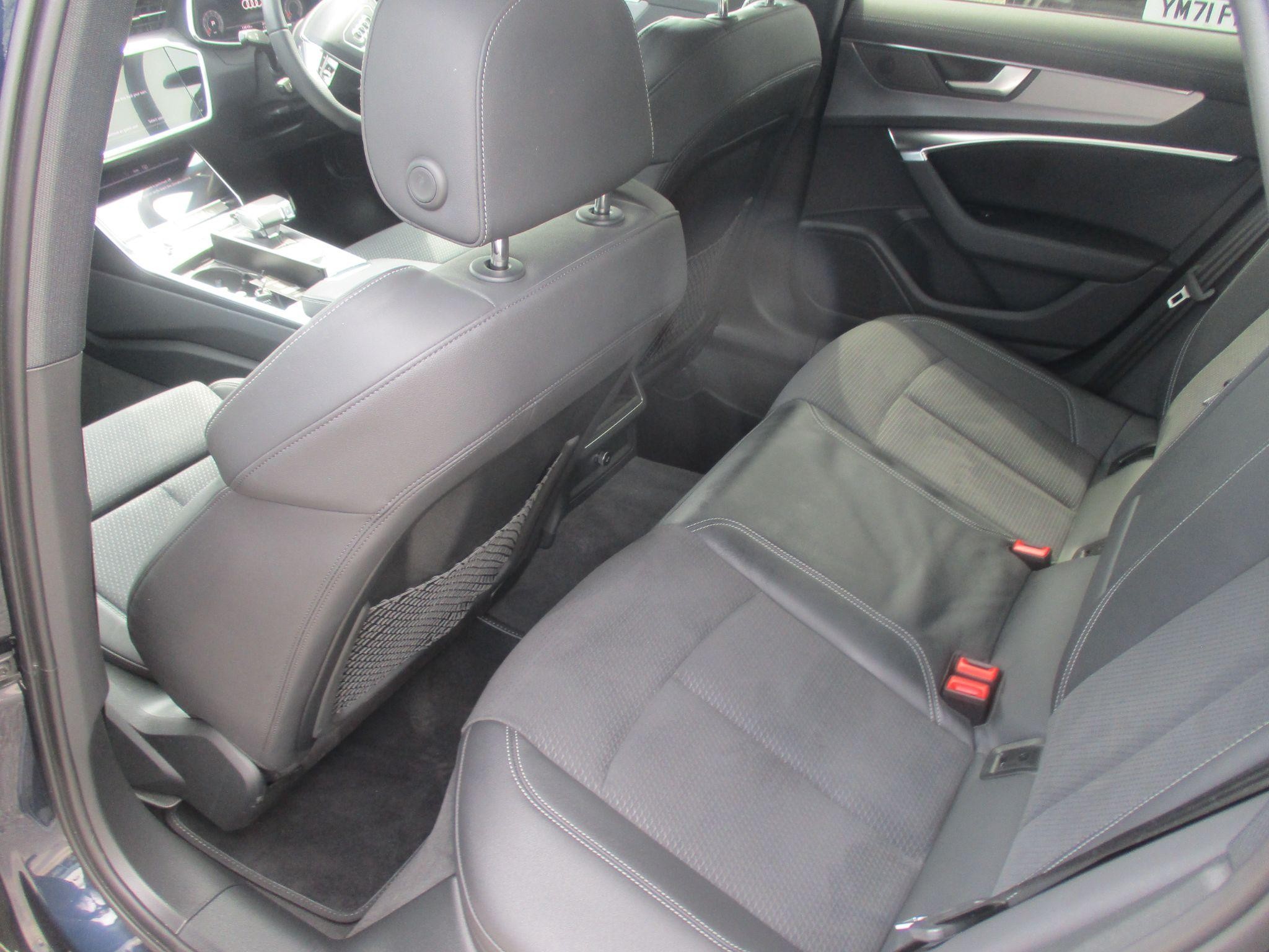 Audi A6 Saloon Image 16