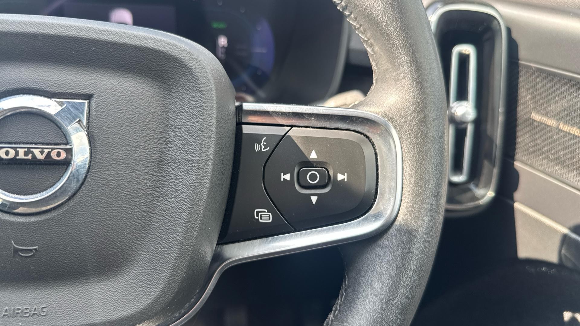 Volvo C40 Image 21