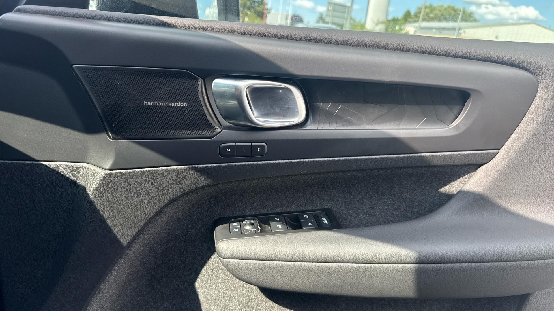 Volvo C40 Image 28