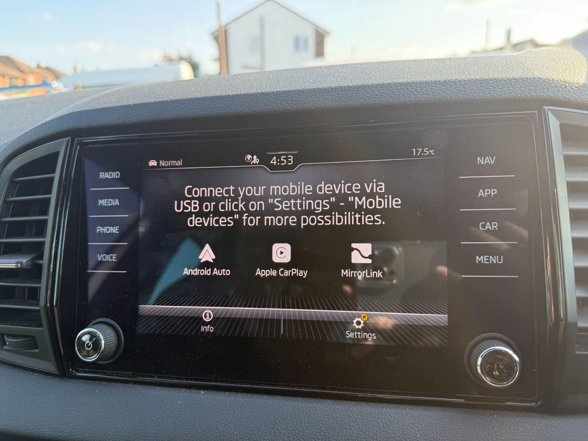 Skoda Karoq Image 34