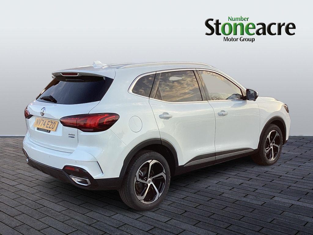 MG HS Plug-In Hybrid Image 5