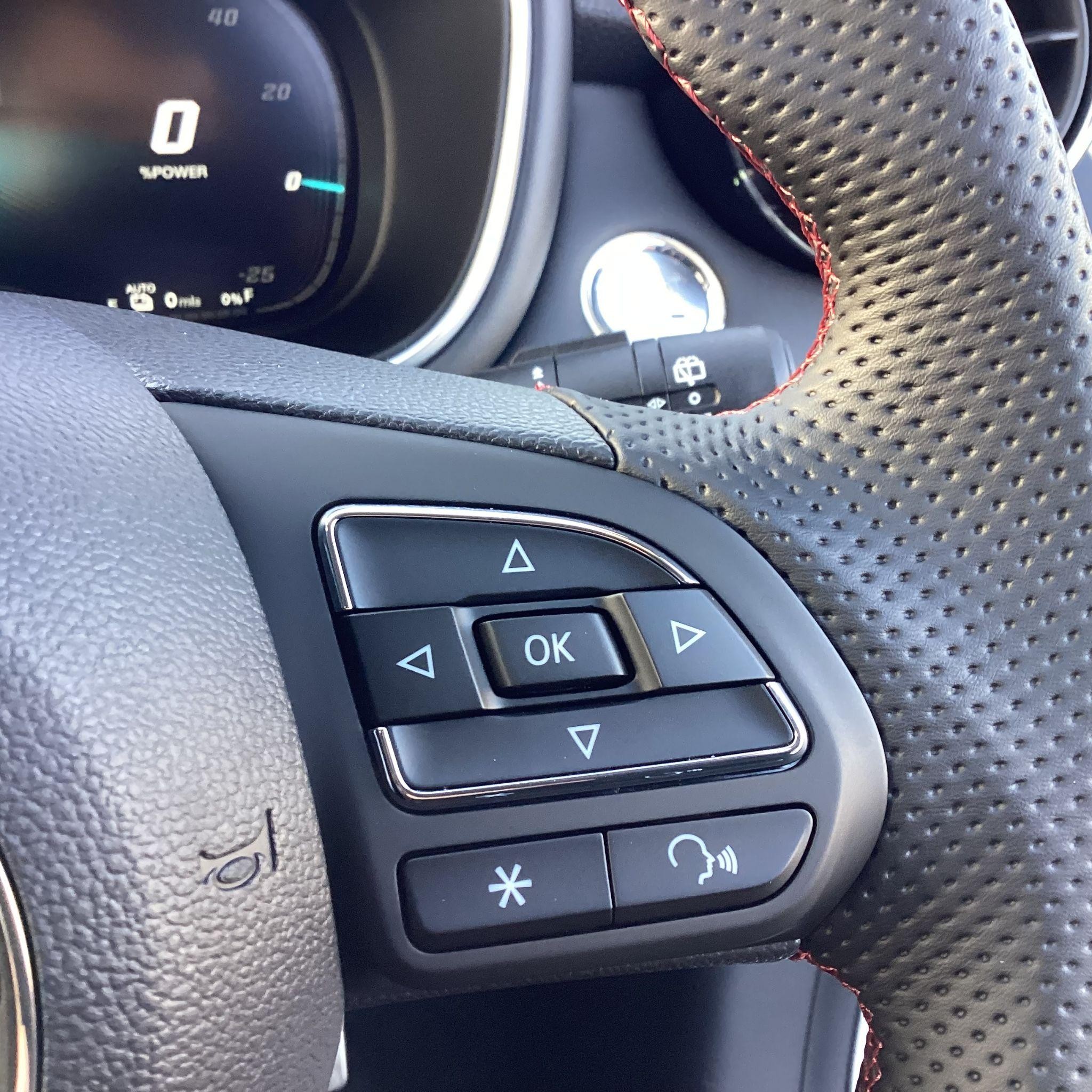 MG HS Plug-In Hybrid Image 29