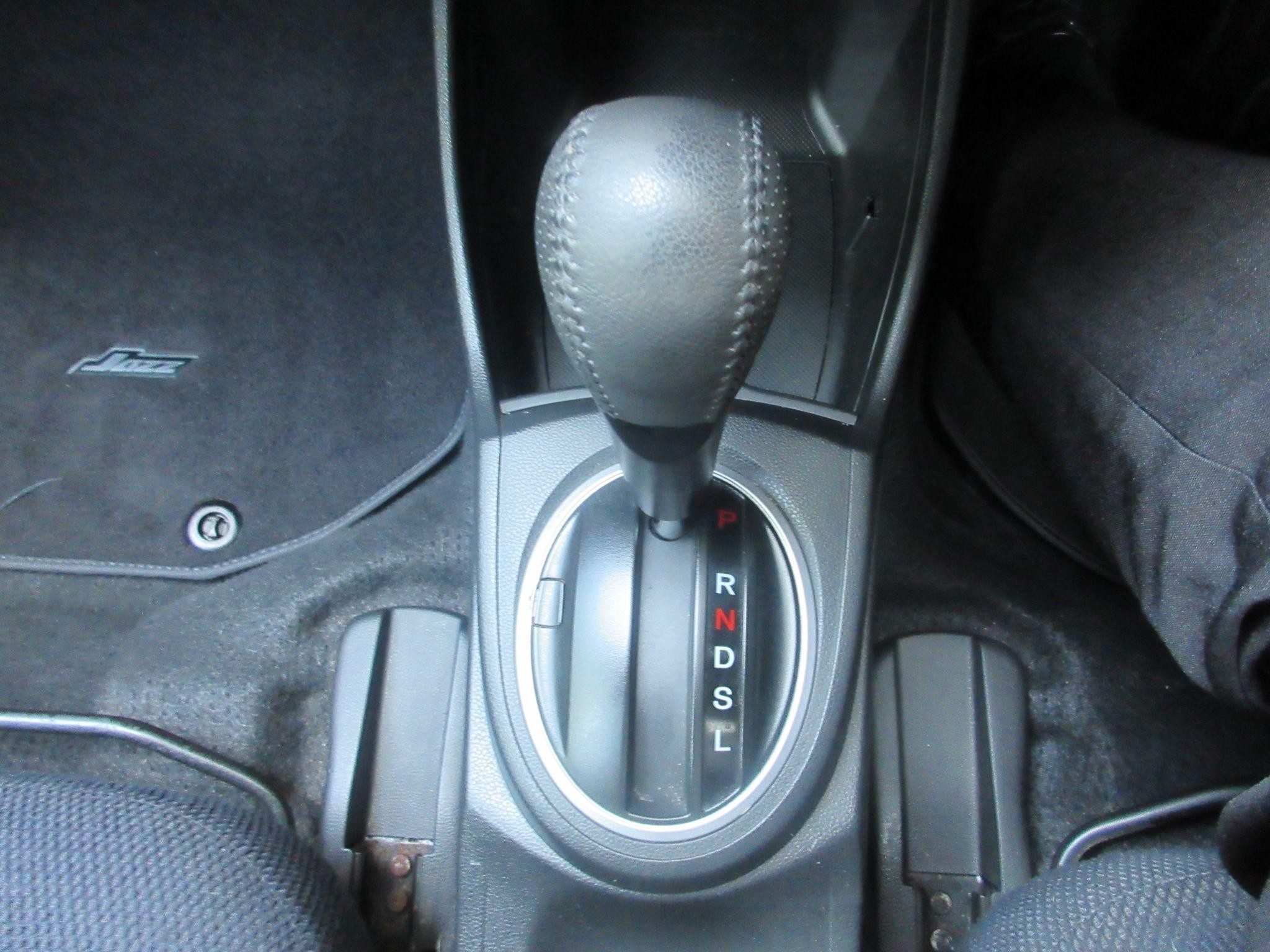 Honda Jazz Image 30