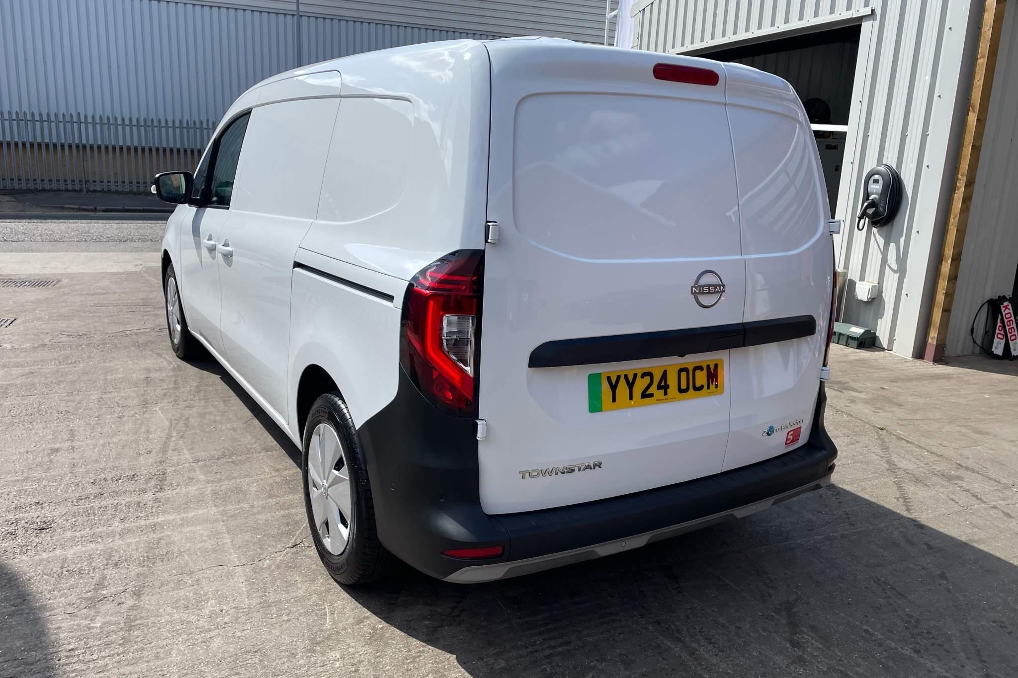 Nissan Townstar Image 40