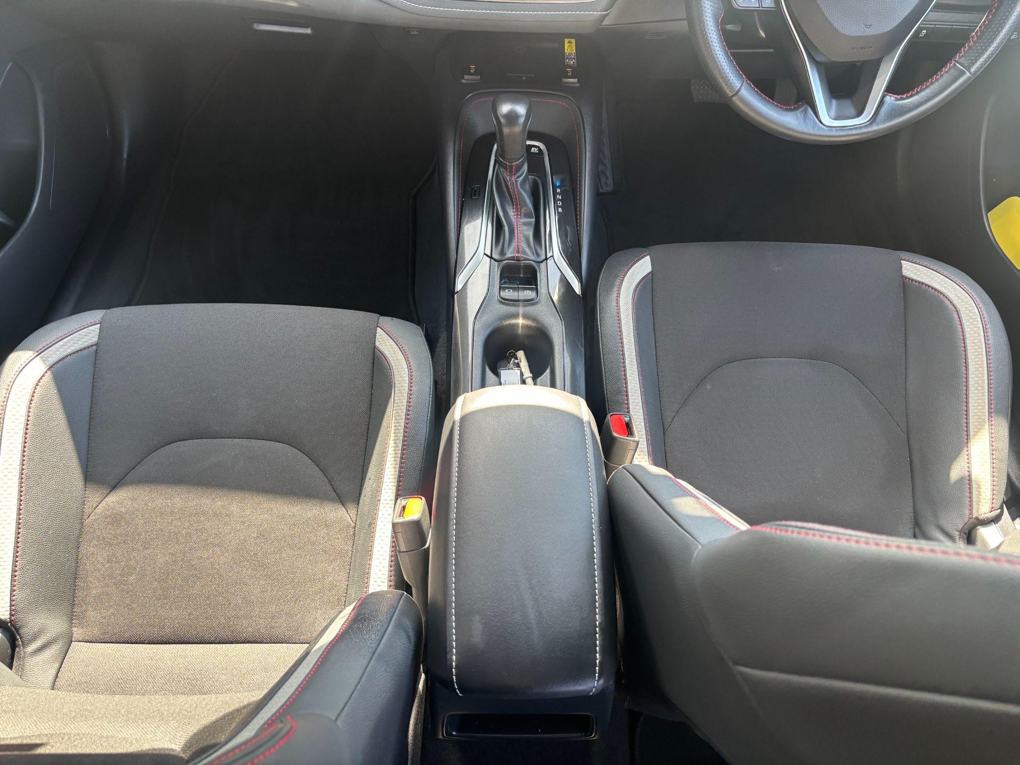 Toyota Corolla Image 10