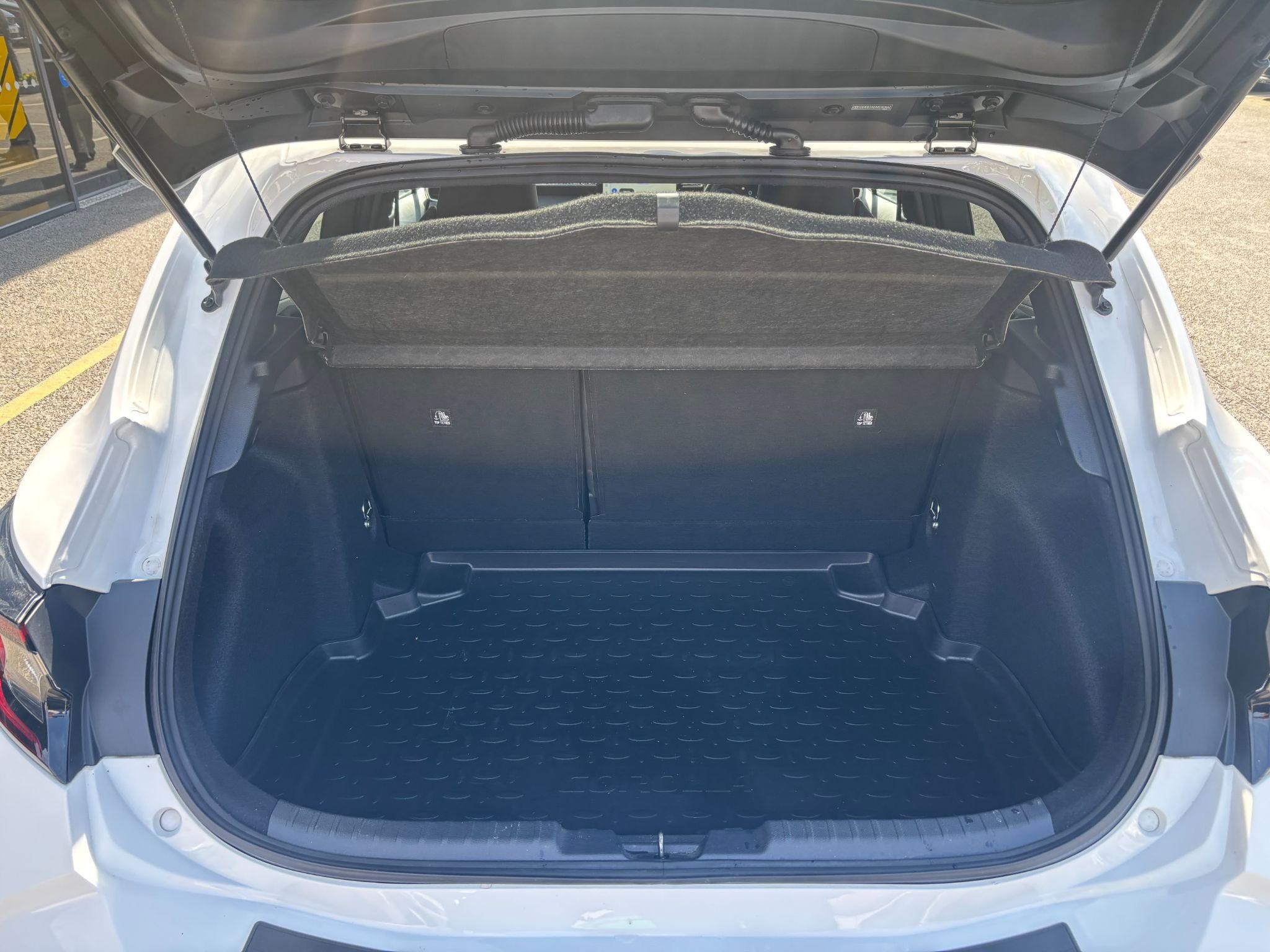 Toyota Corolla Image 19