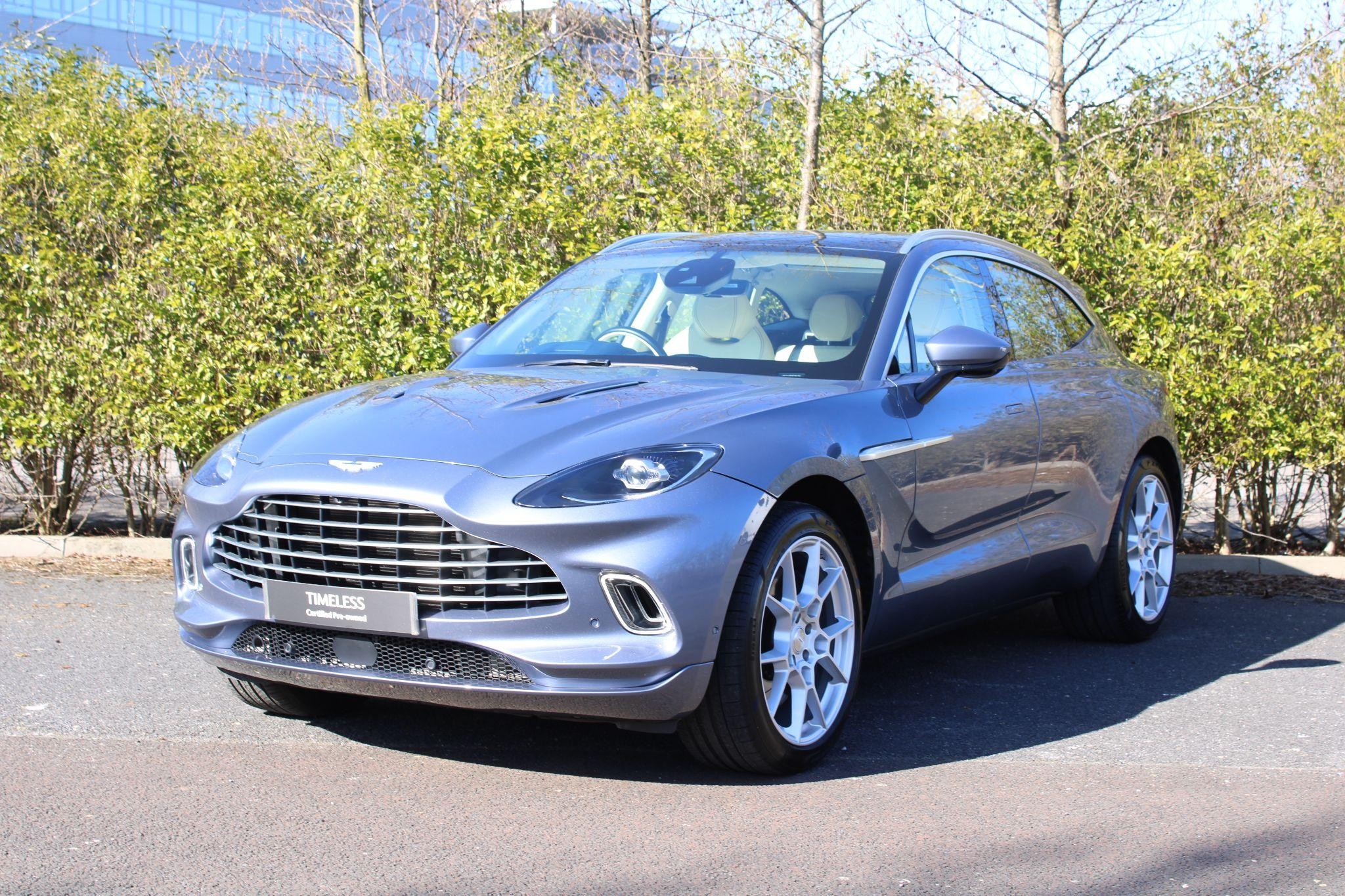 Aston Martin DBX Image 9