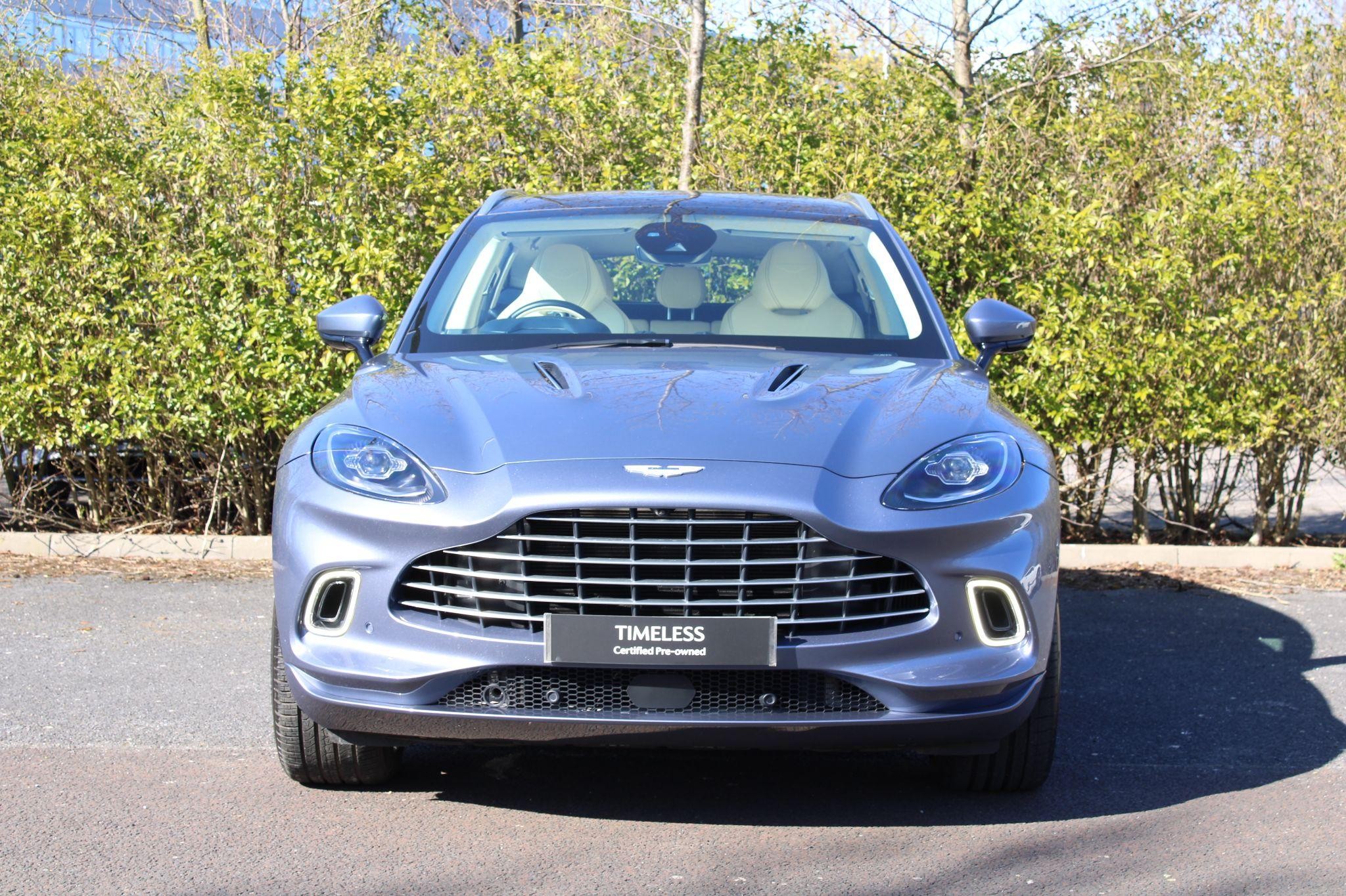 Aston Martin DBX Image 11