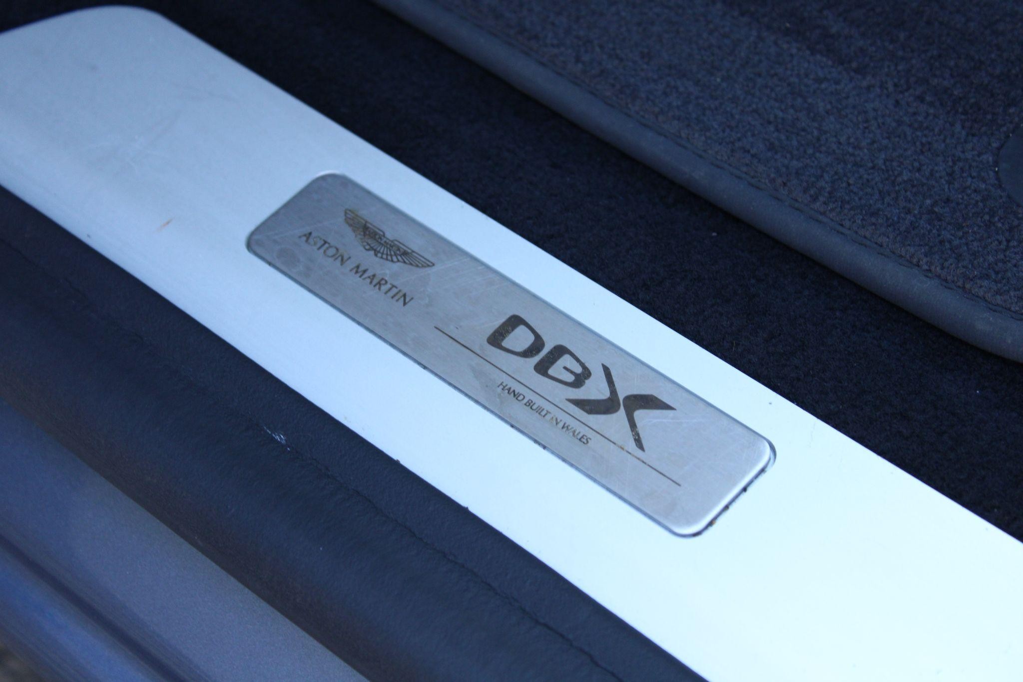 Aston Martin DBX Image 45
