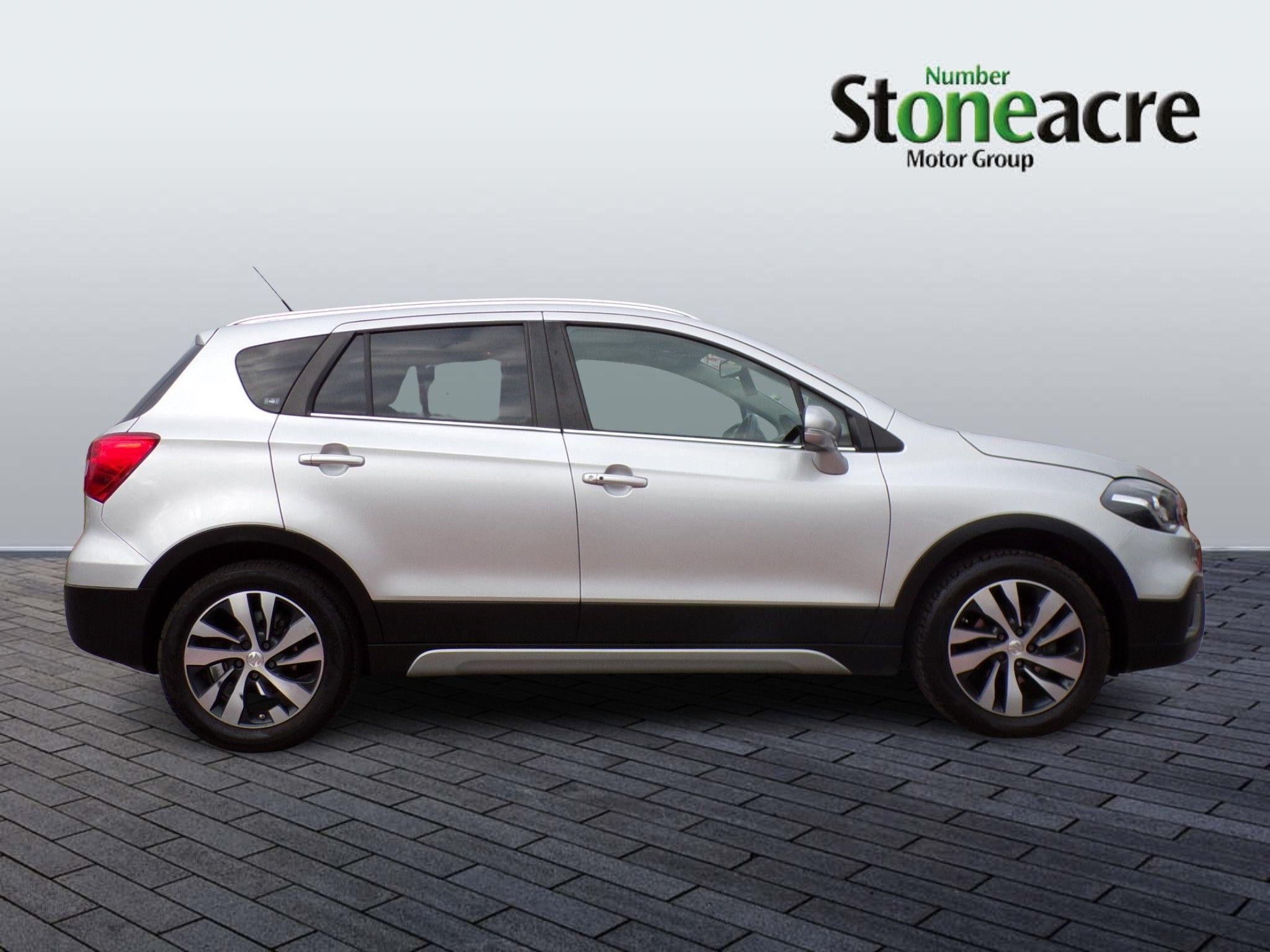 Suzuki SX4 S-Cross Image 2