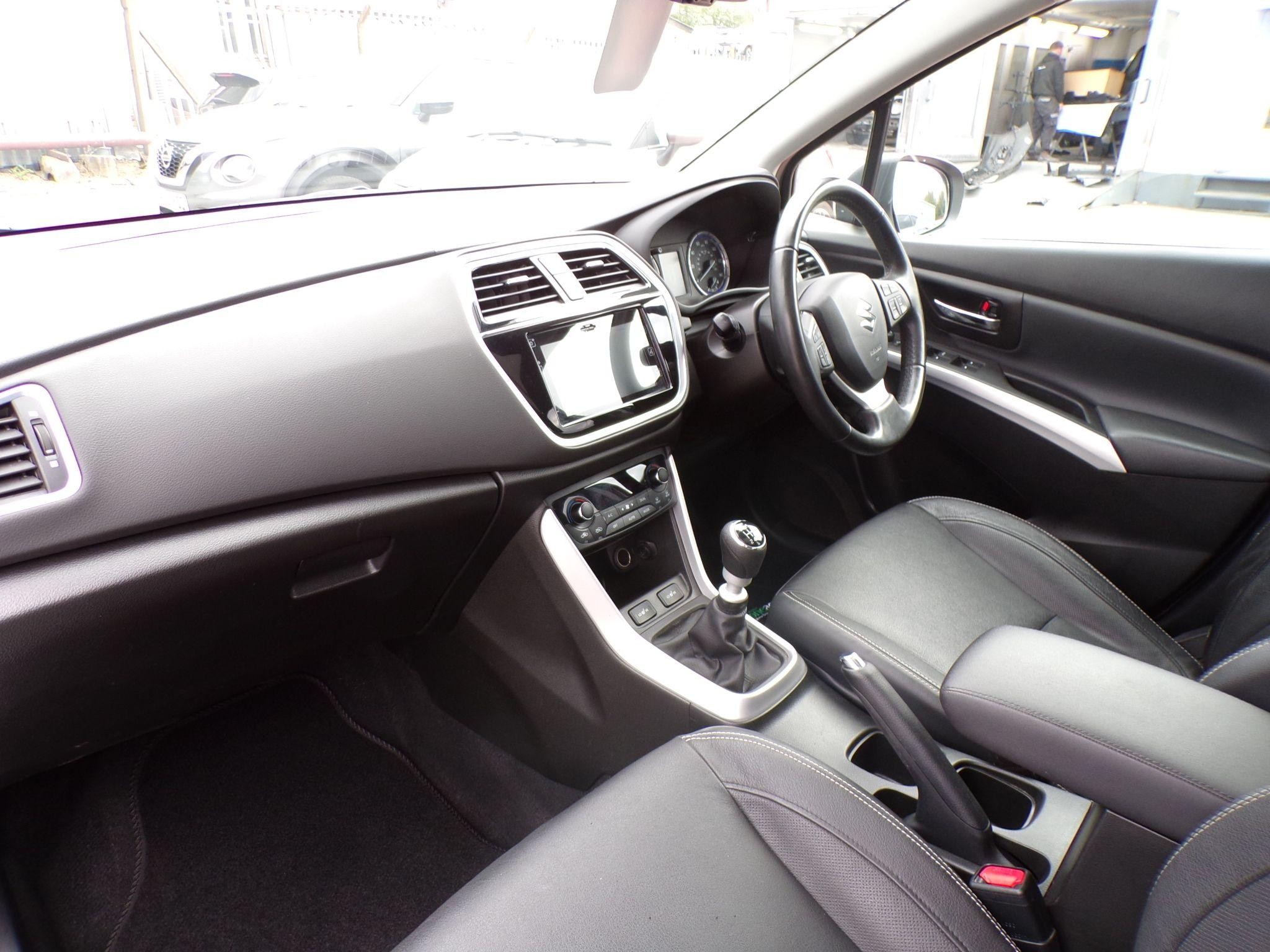 Suzuki SX4 S-Cross Image 17