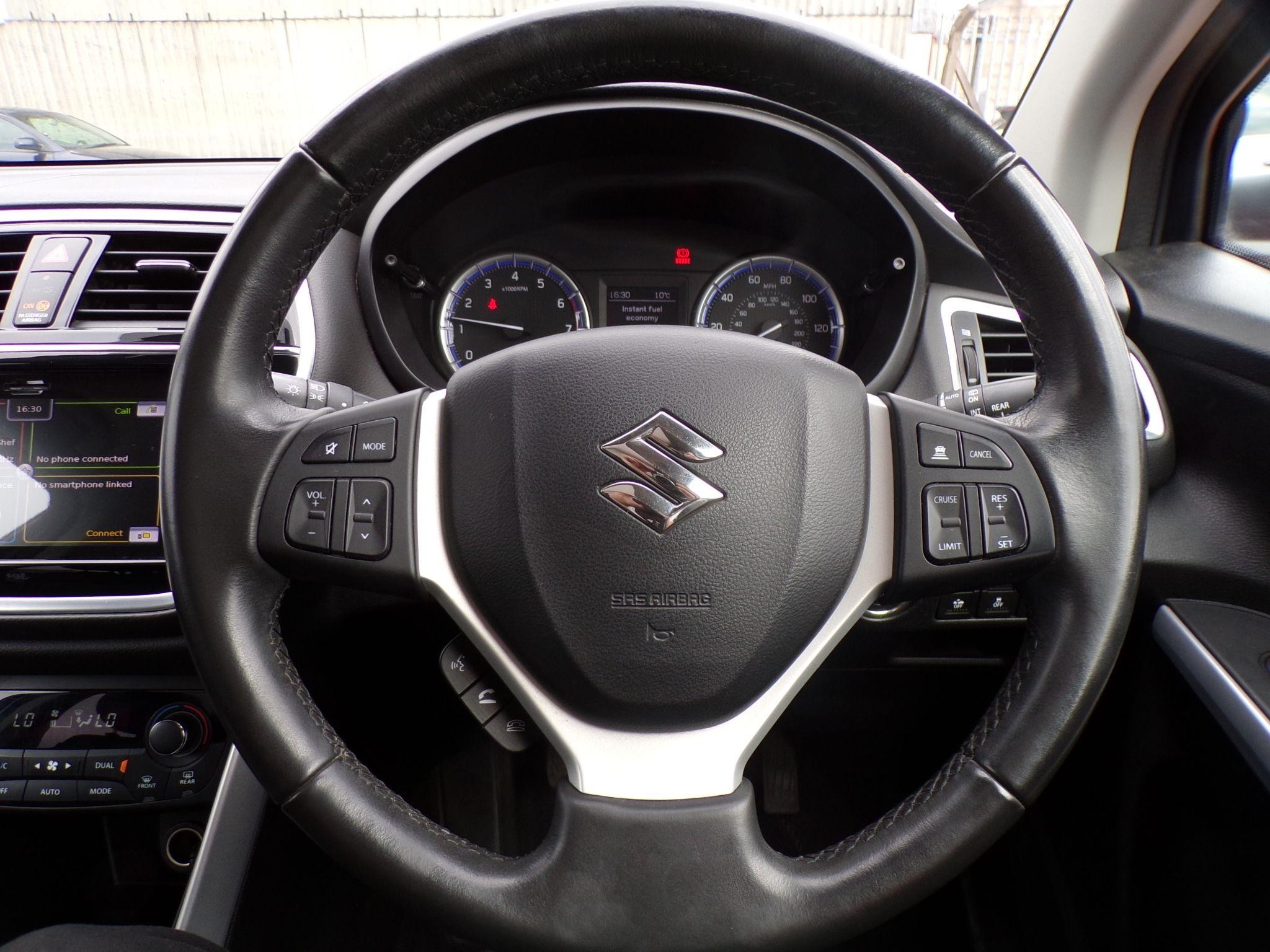 Suzuki SX4 S-Cross Image 20