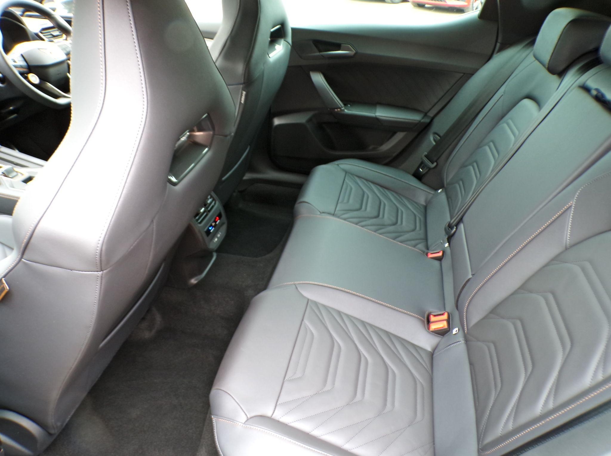 CUPRA Leon Image 23