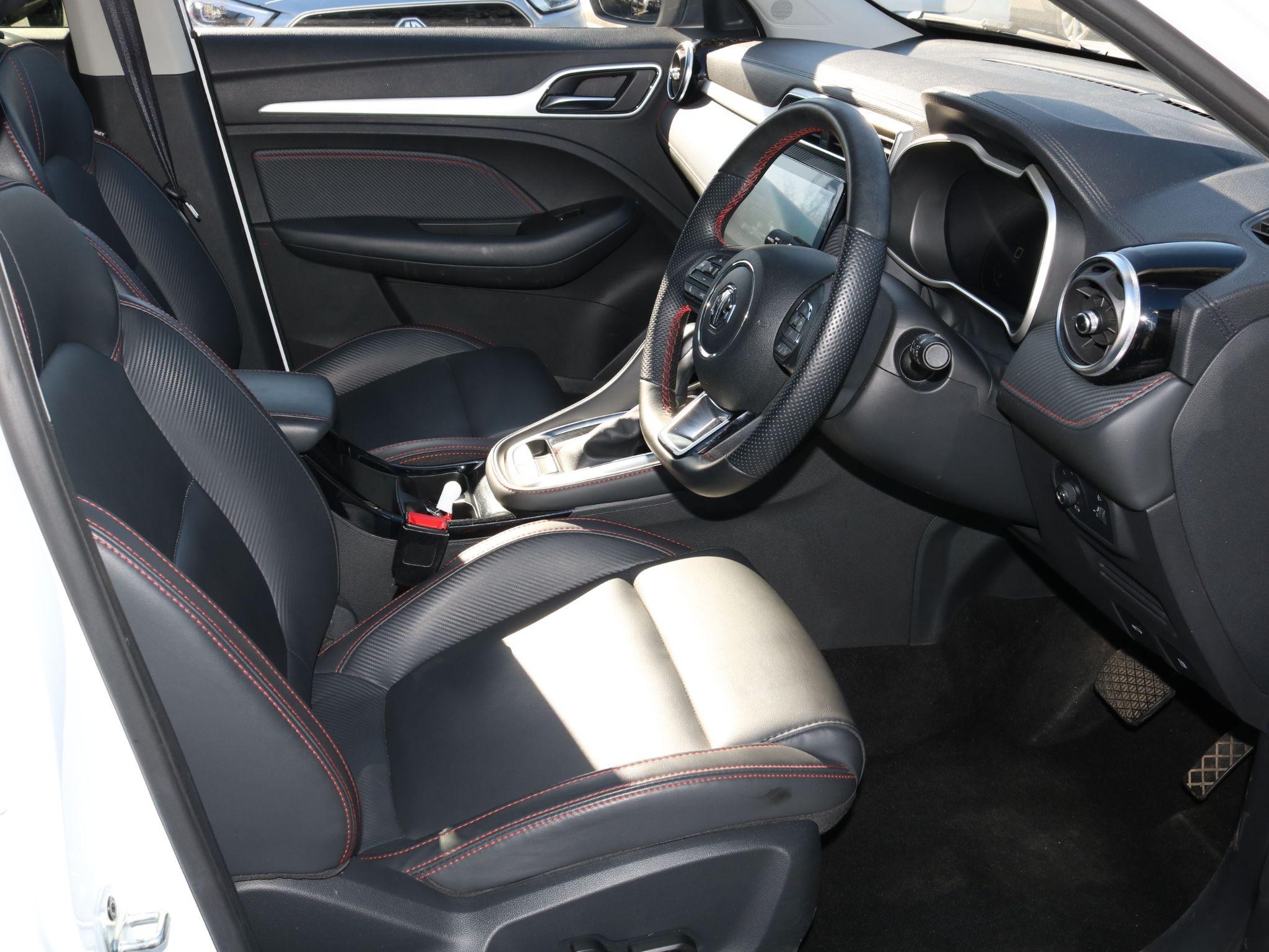 MG ZS Image 11