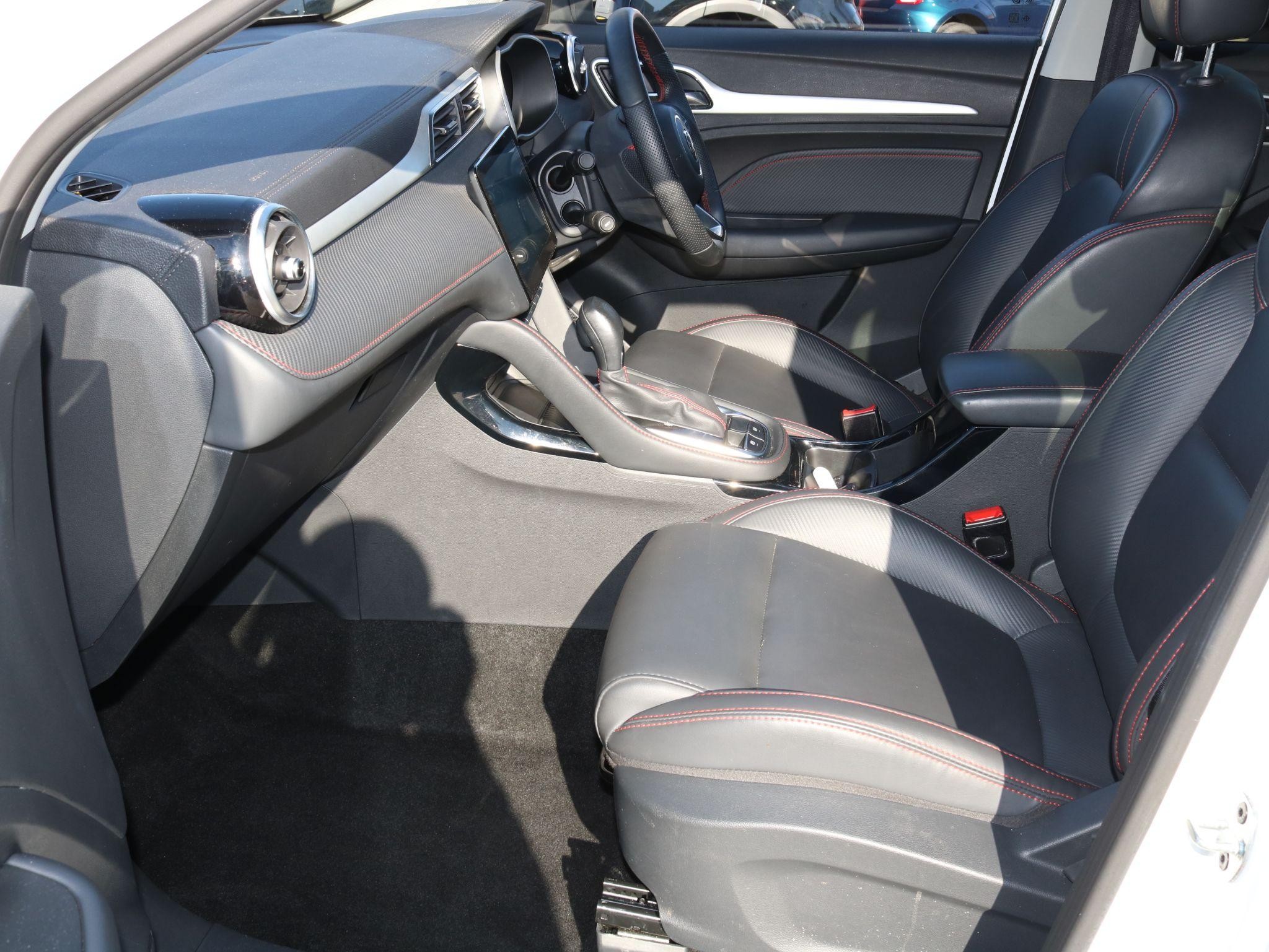 MG ZS Image 14