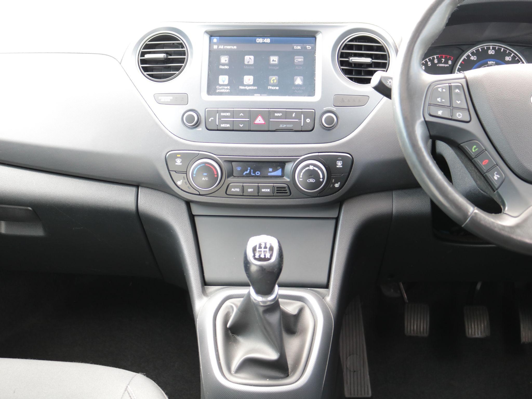 Hyundai i10 Image 19