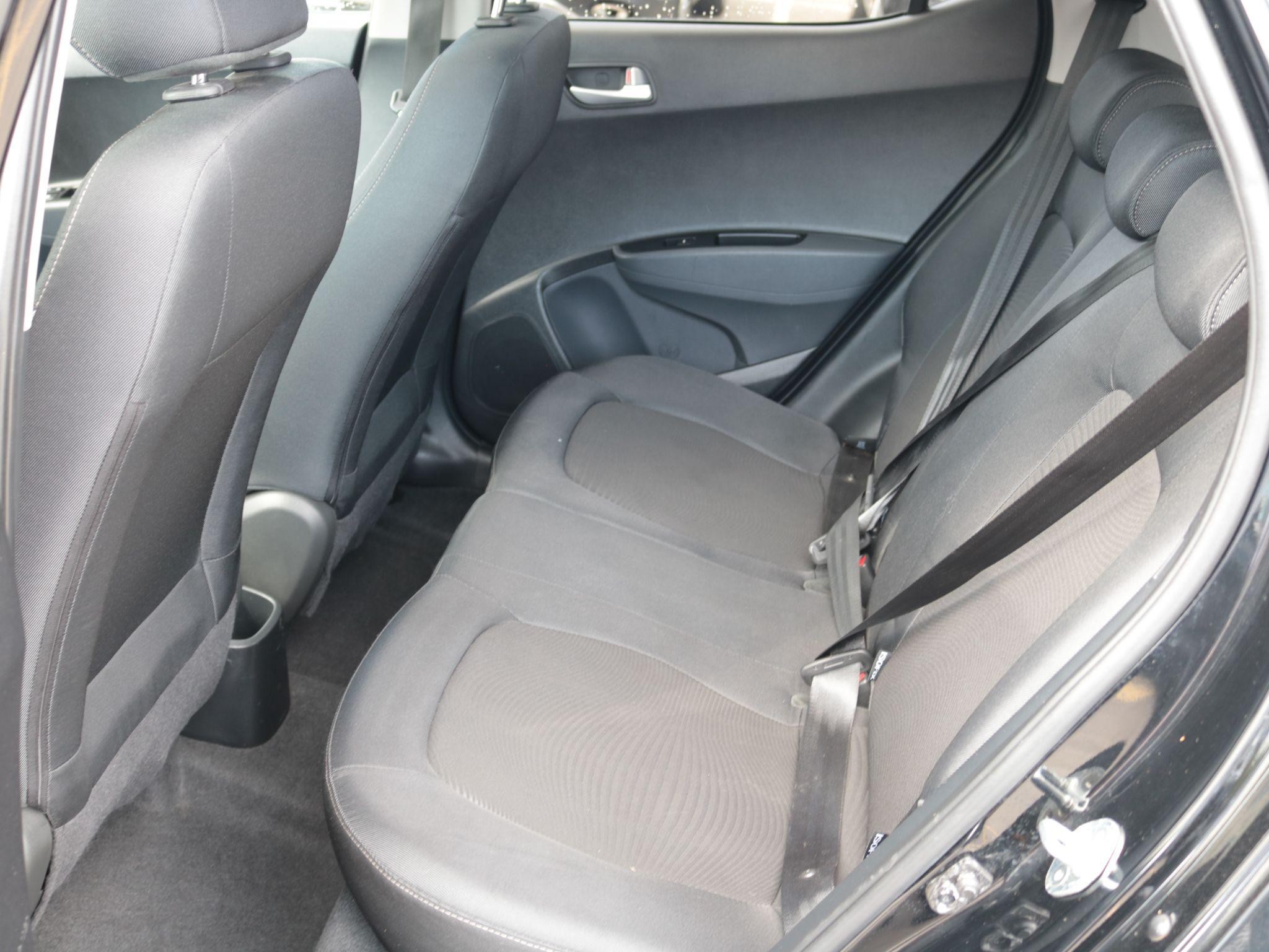 Hyundai i10 Image 21