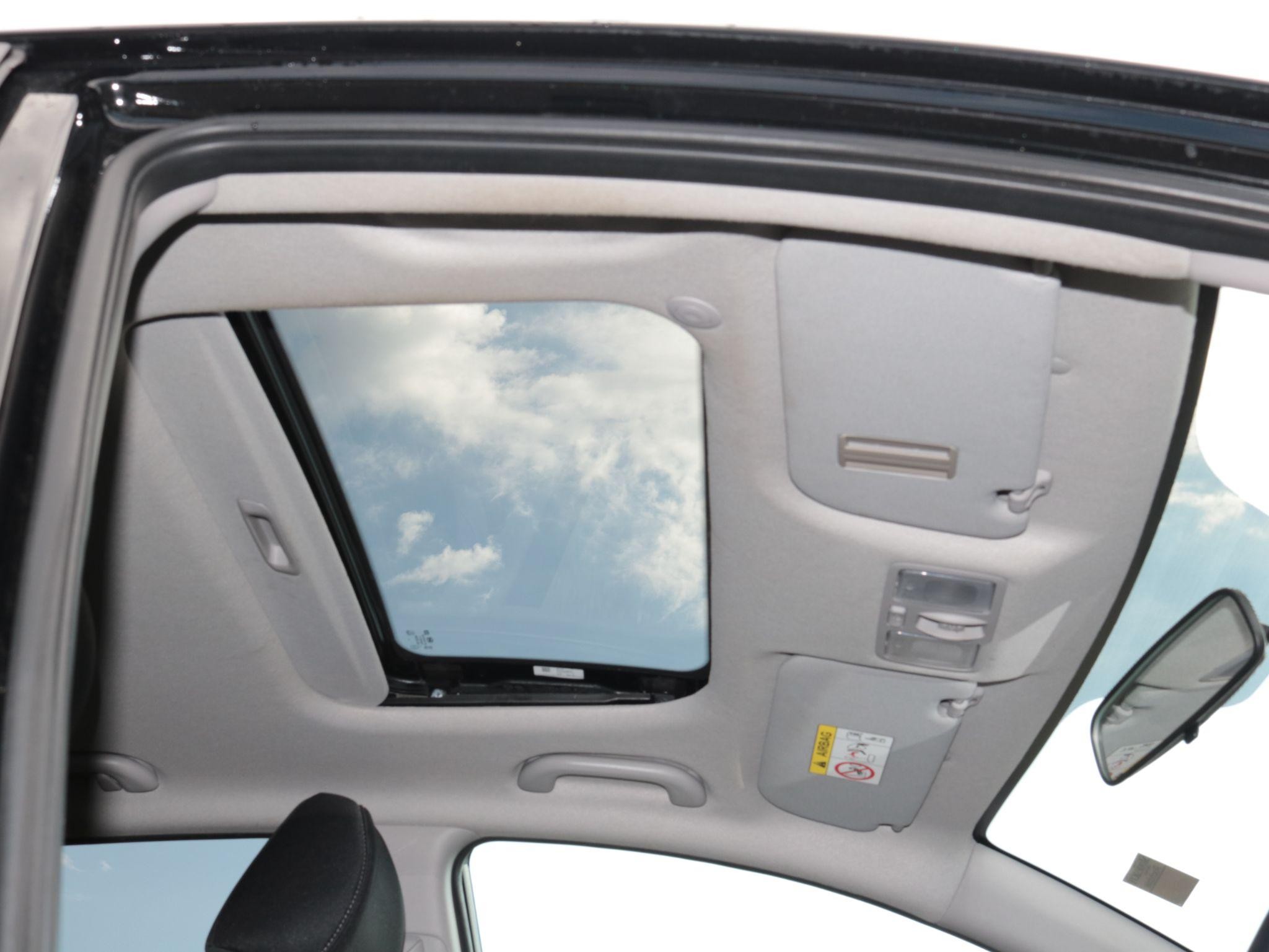 Hyundai i10 Image 24
