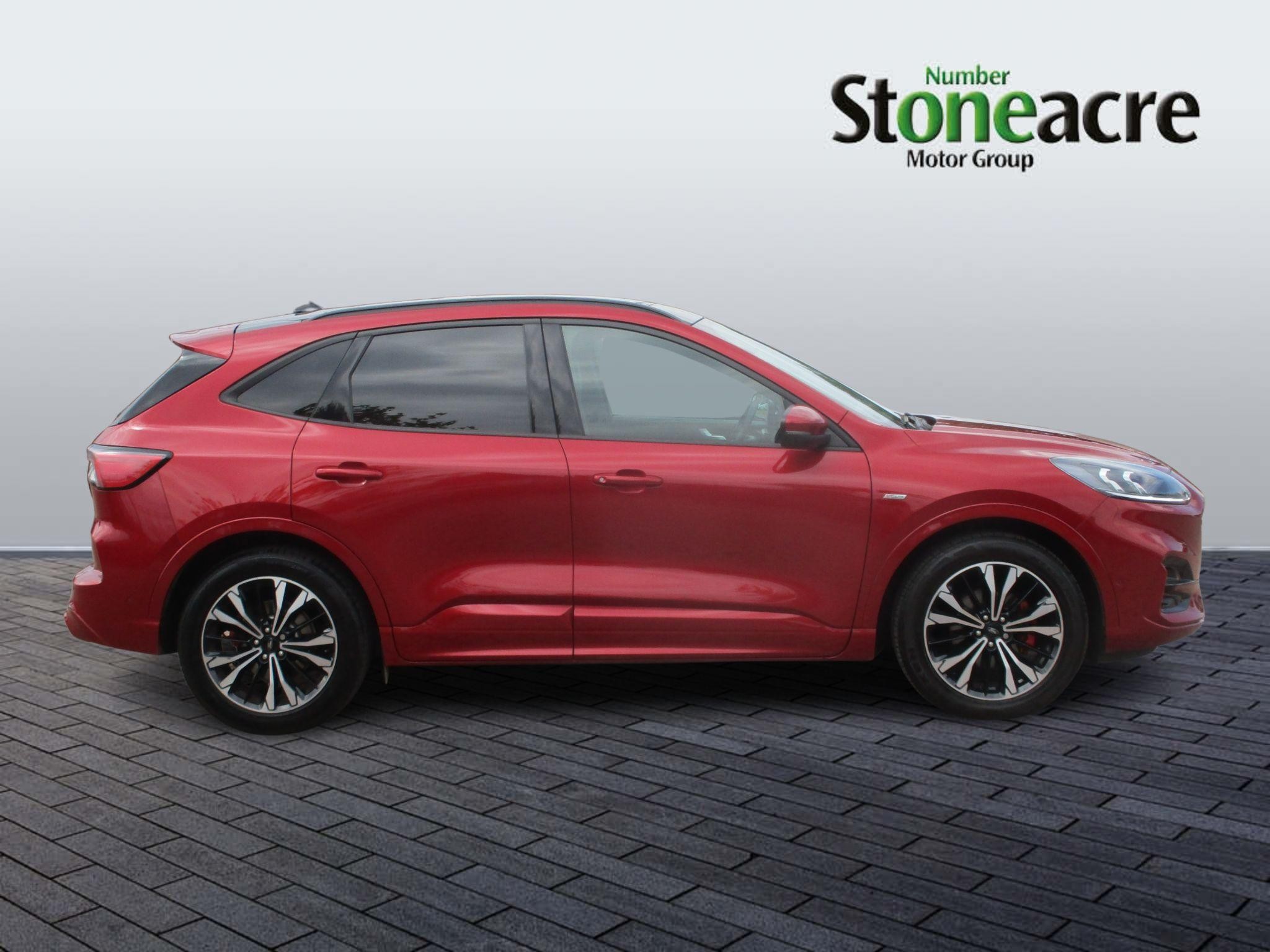 Ford Kuga Image 2