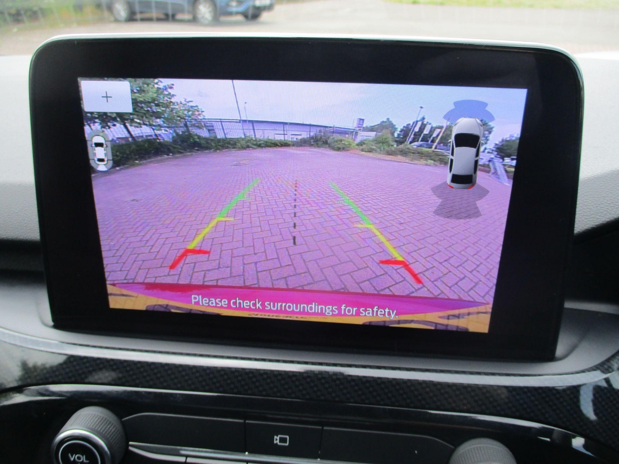 Ford Kuga Image 17
