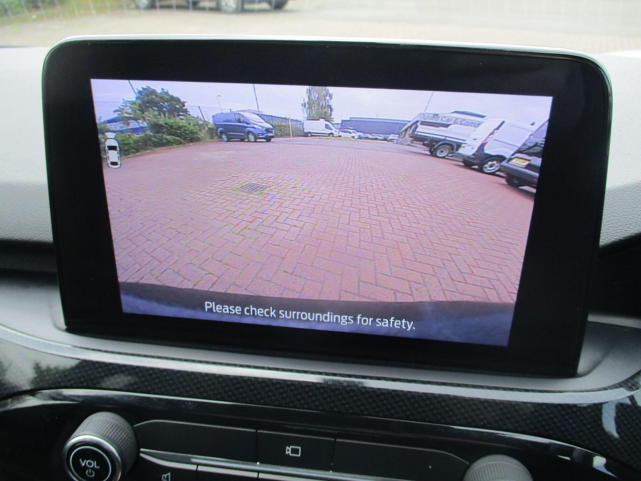 Ford Kuga Image 18