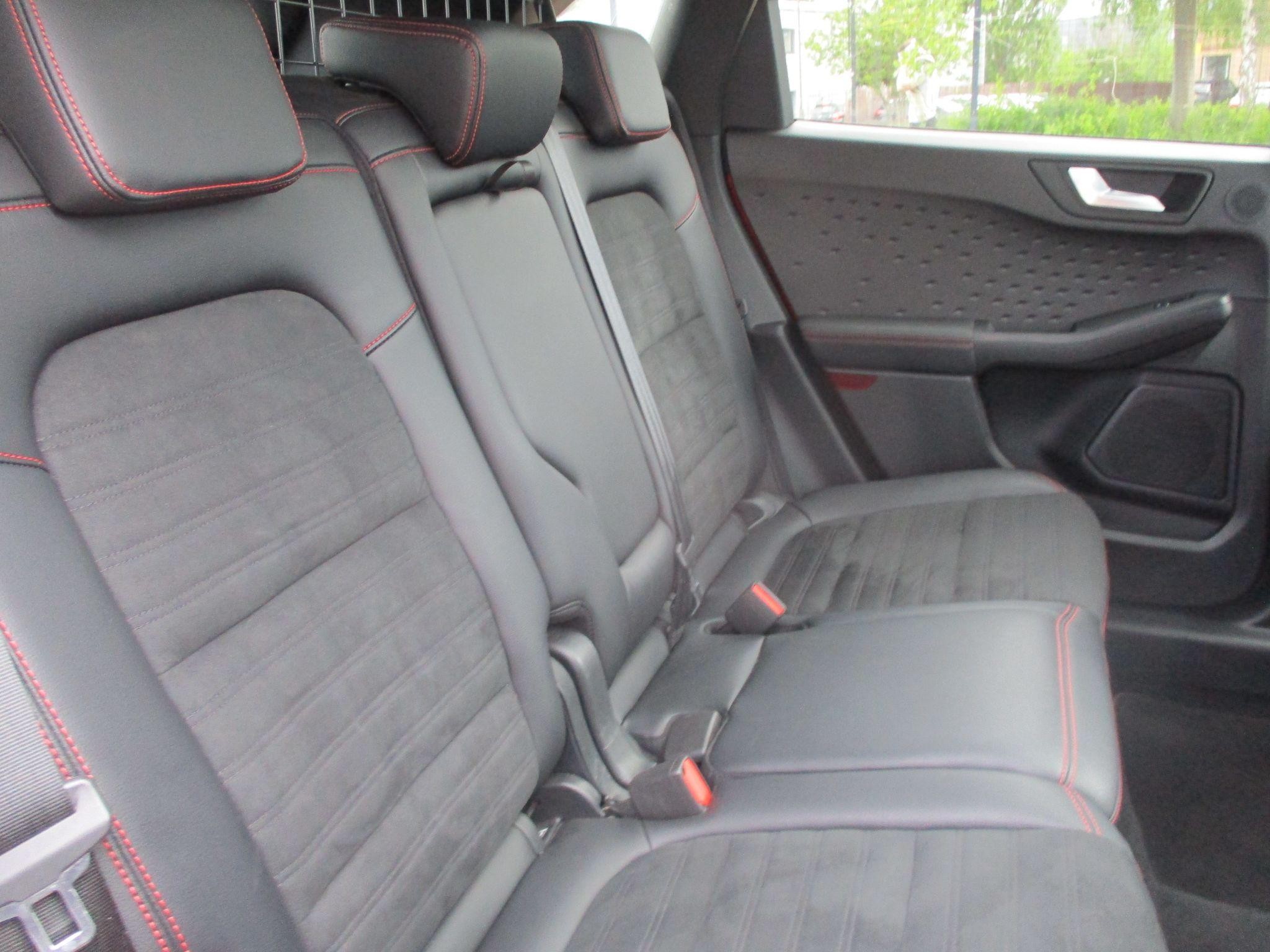 Ford Kuga Image 22