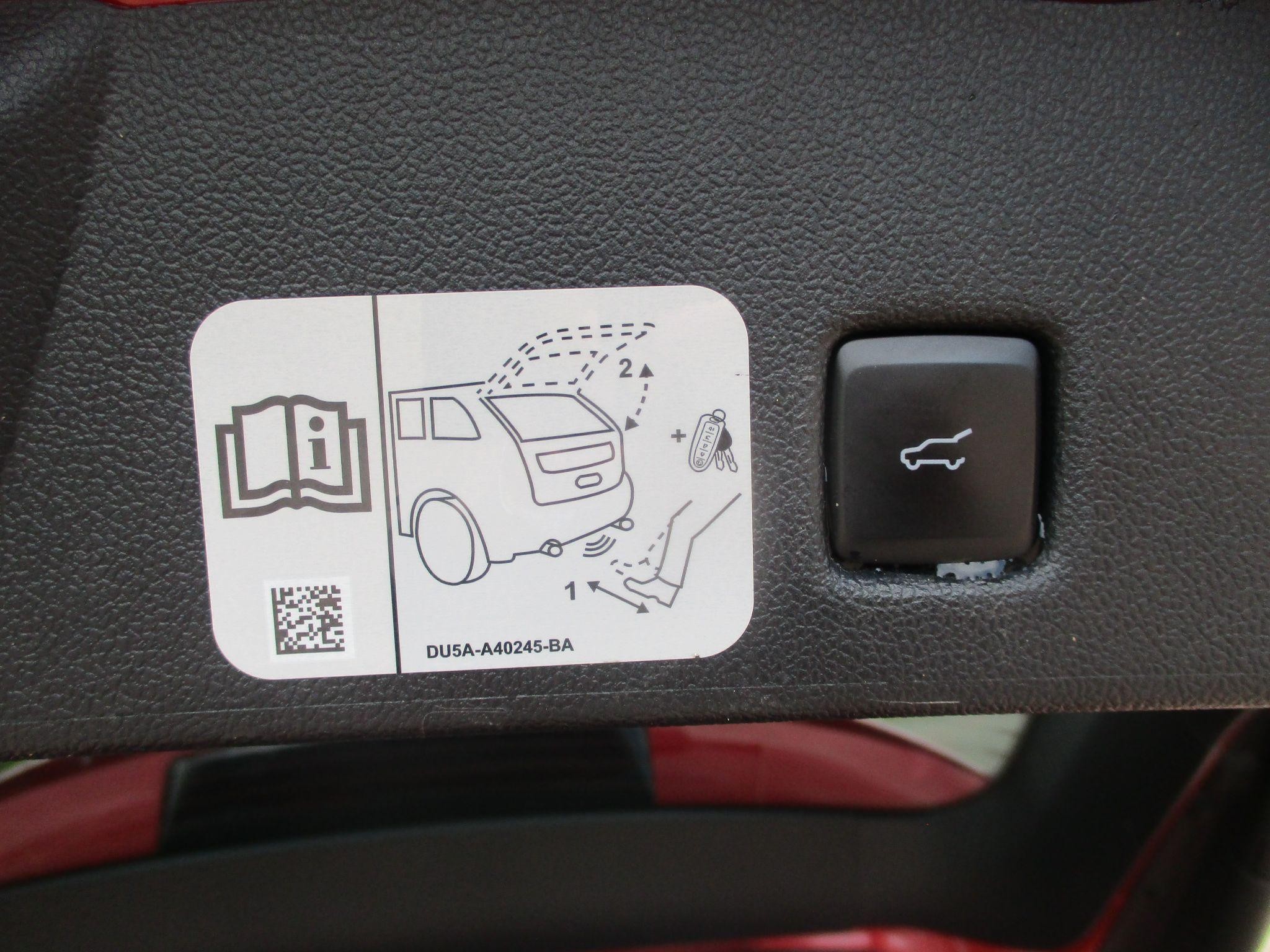 Ford Kuga Image 24