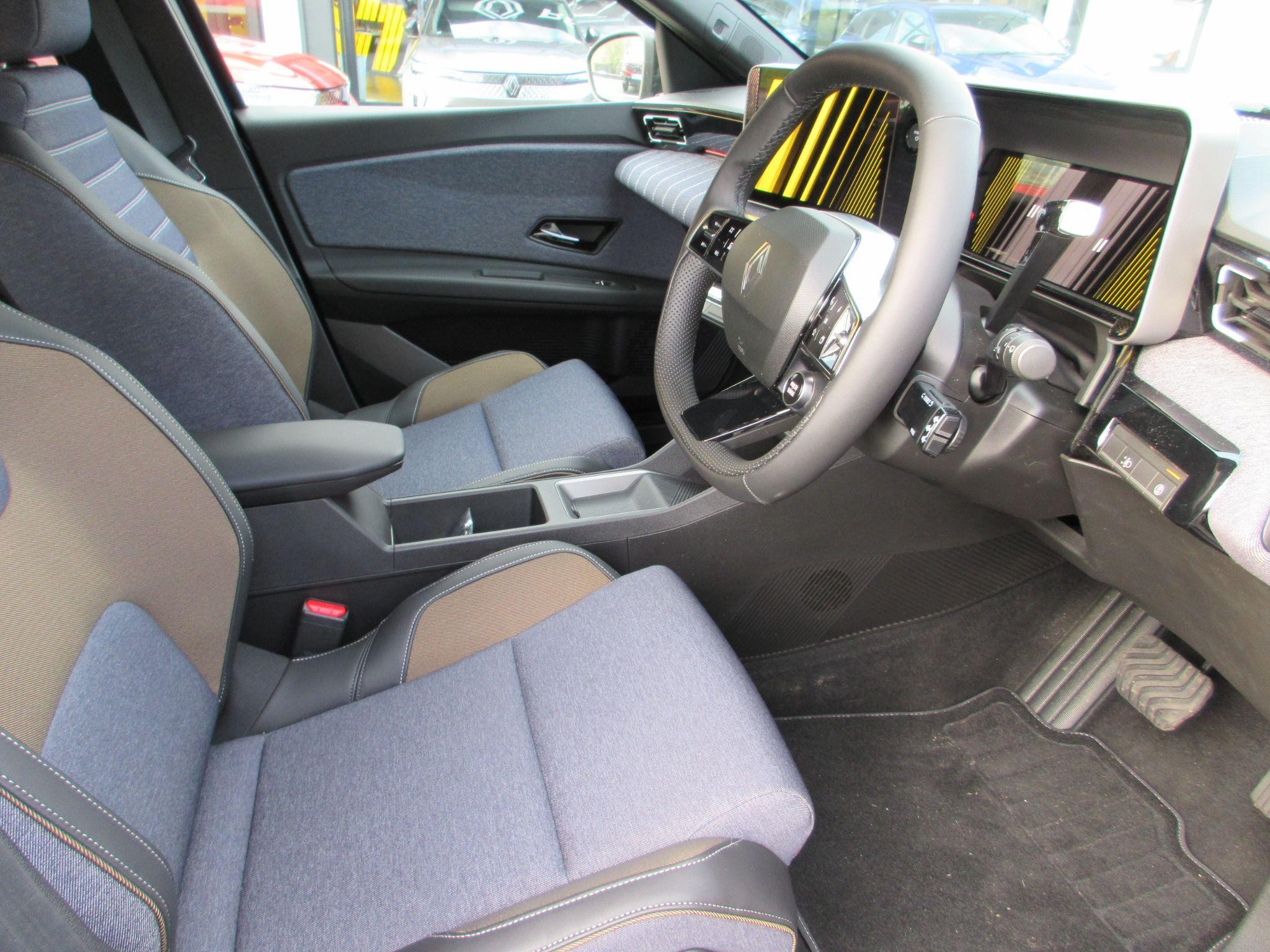 Renault 5 E-Tech electric Image 9