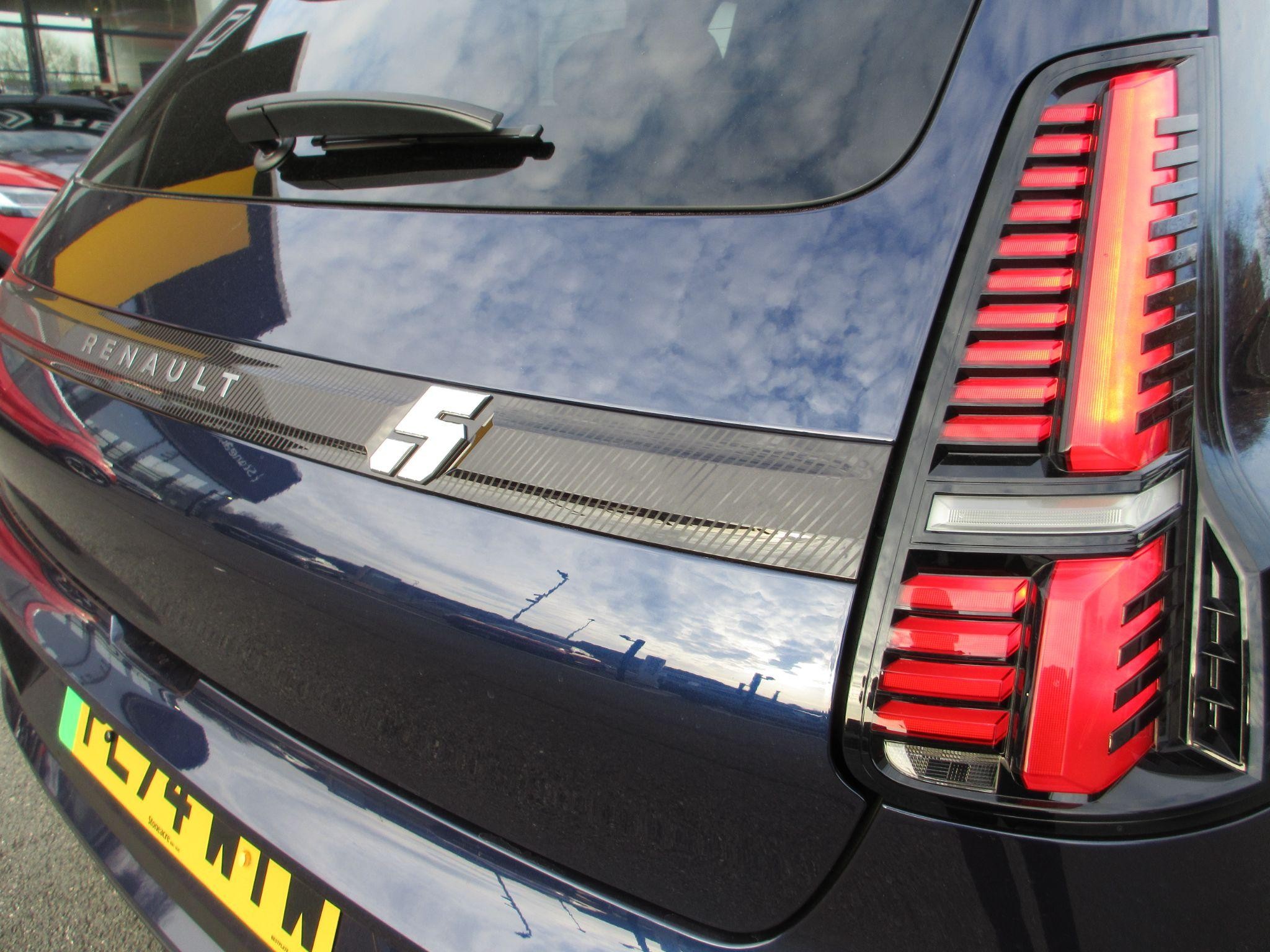 Renault 5 E-Tech electric Image 52
