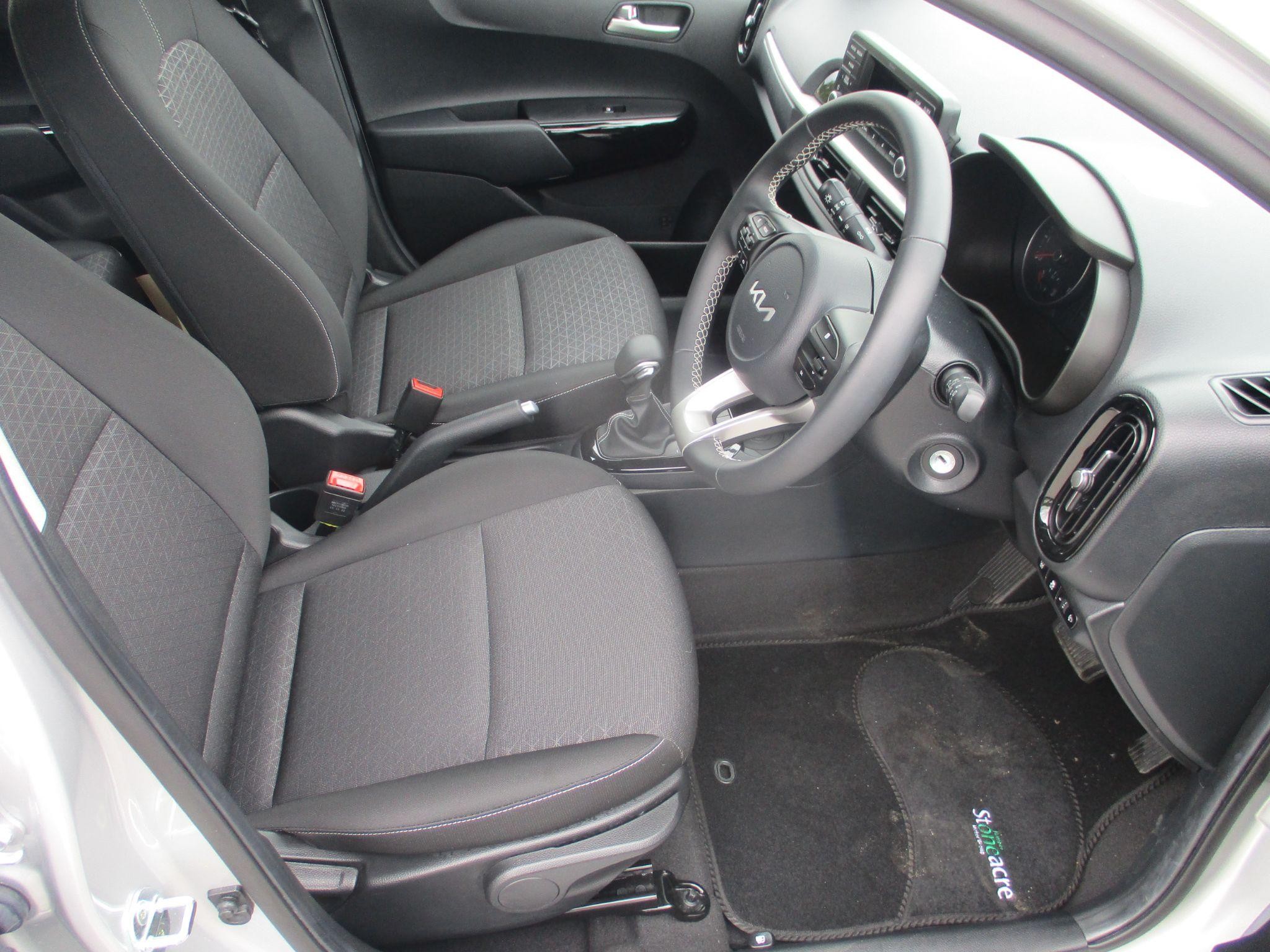 Kia Picanto Image 10