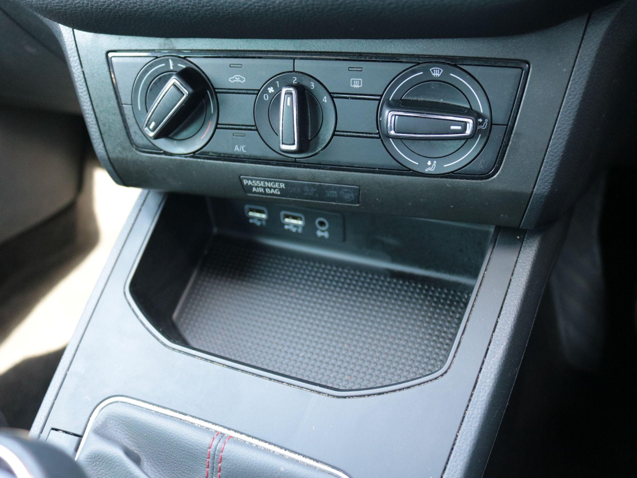 SEAT Ibiza Image 18