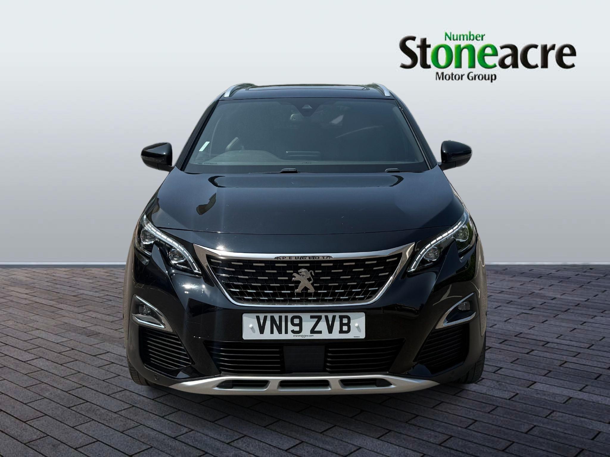 Peugeot 5008 Image 2