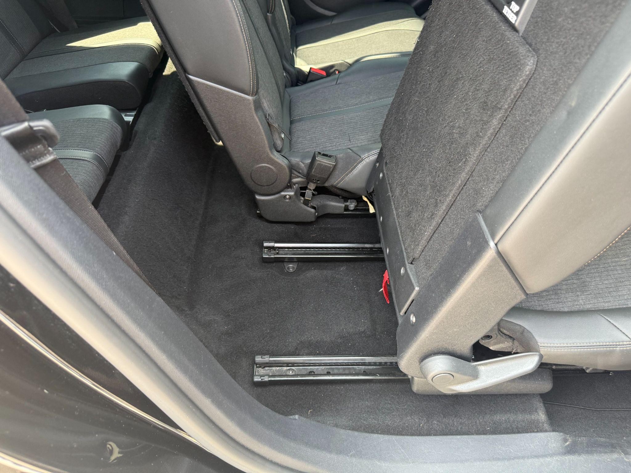 Peugeot 5008 Image 14