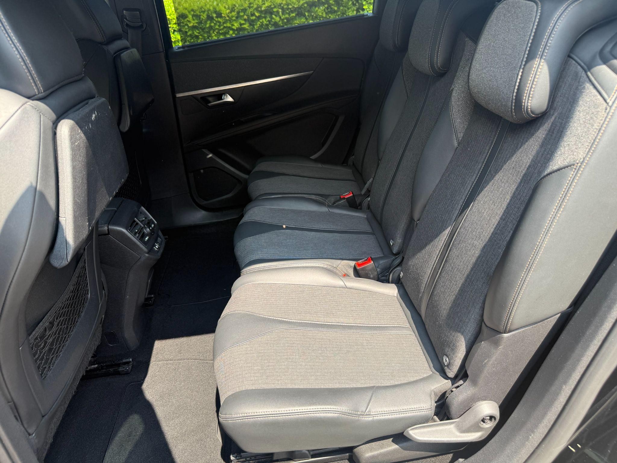Peugeot 5008 Image 16