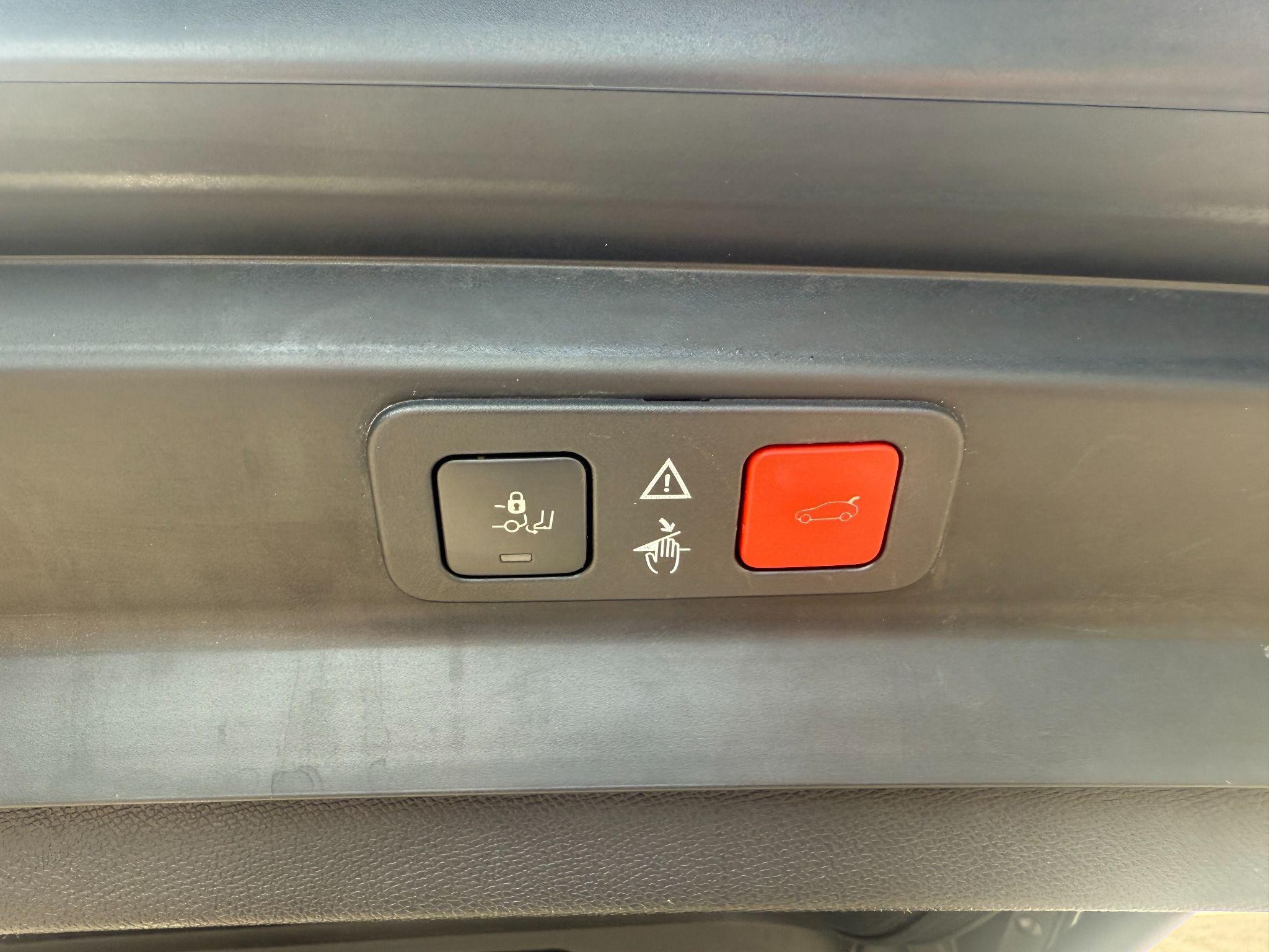 Peugeot 5008 Image 17