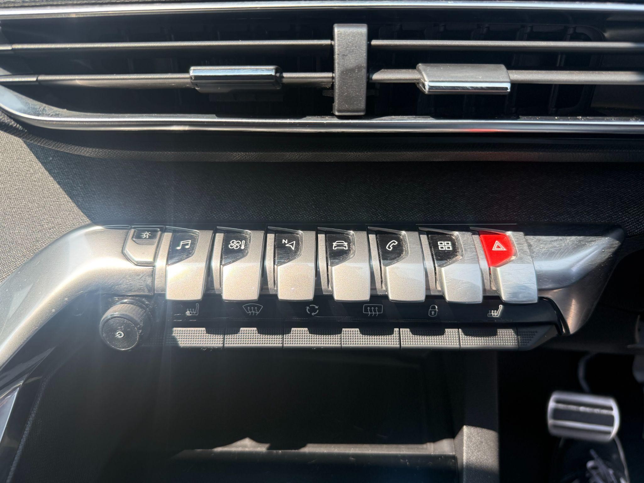 Peugeot 5008 Image 28
