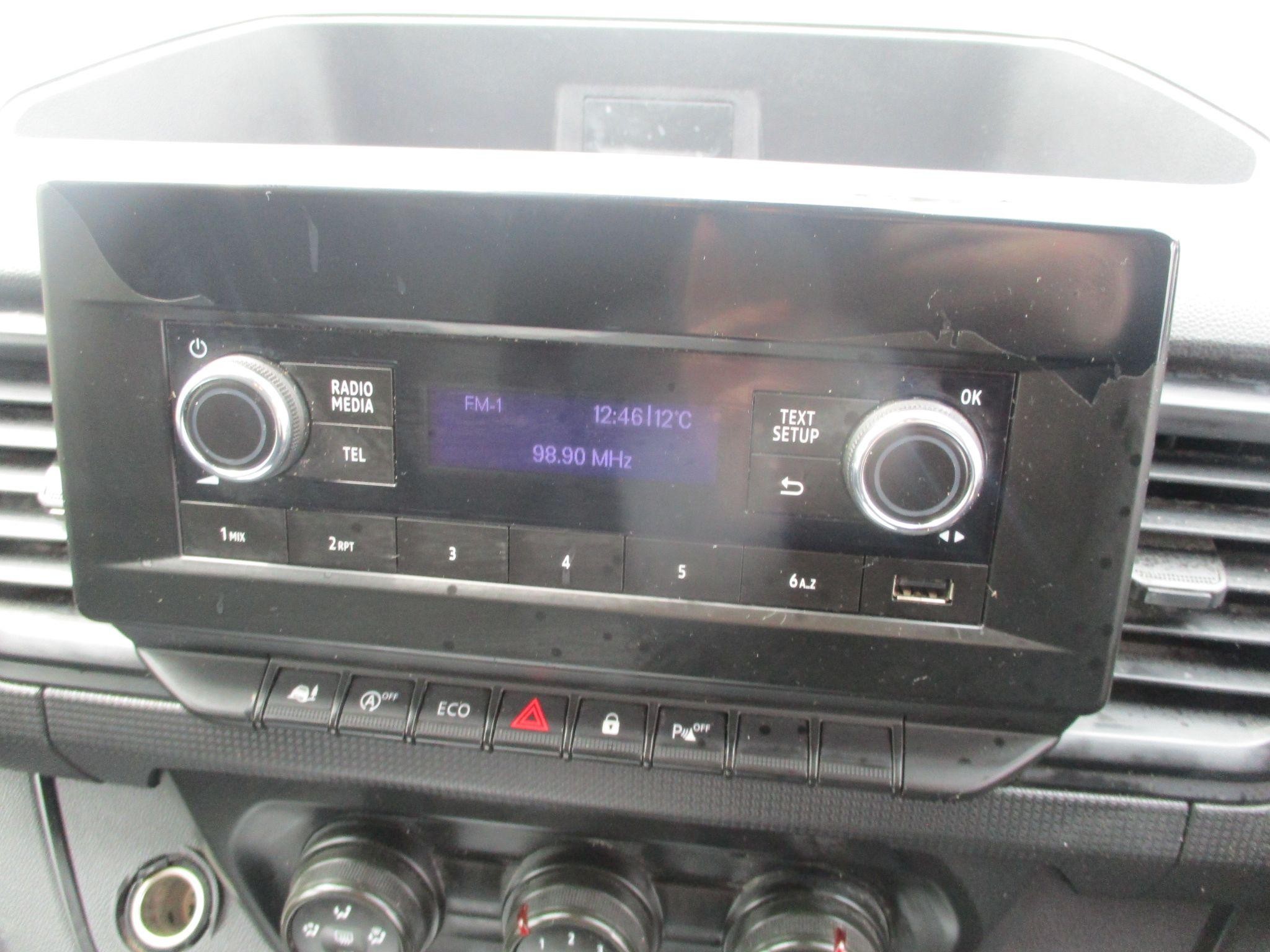 Renault Trafic Image 13