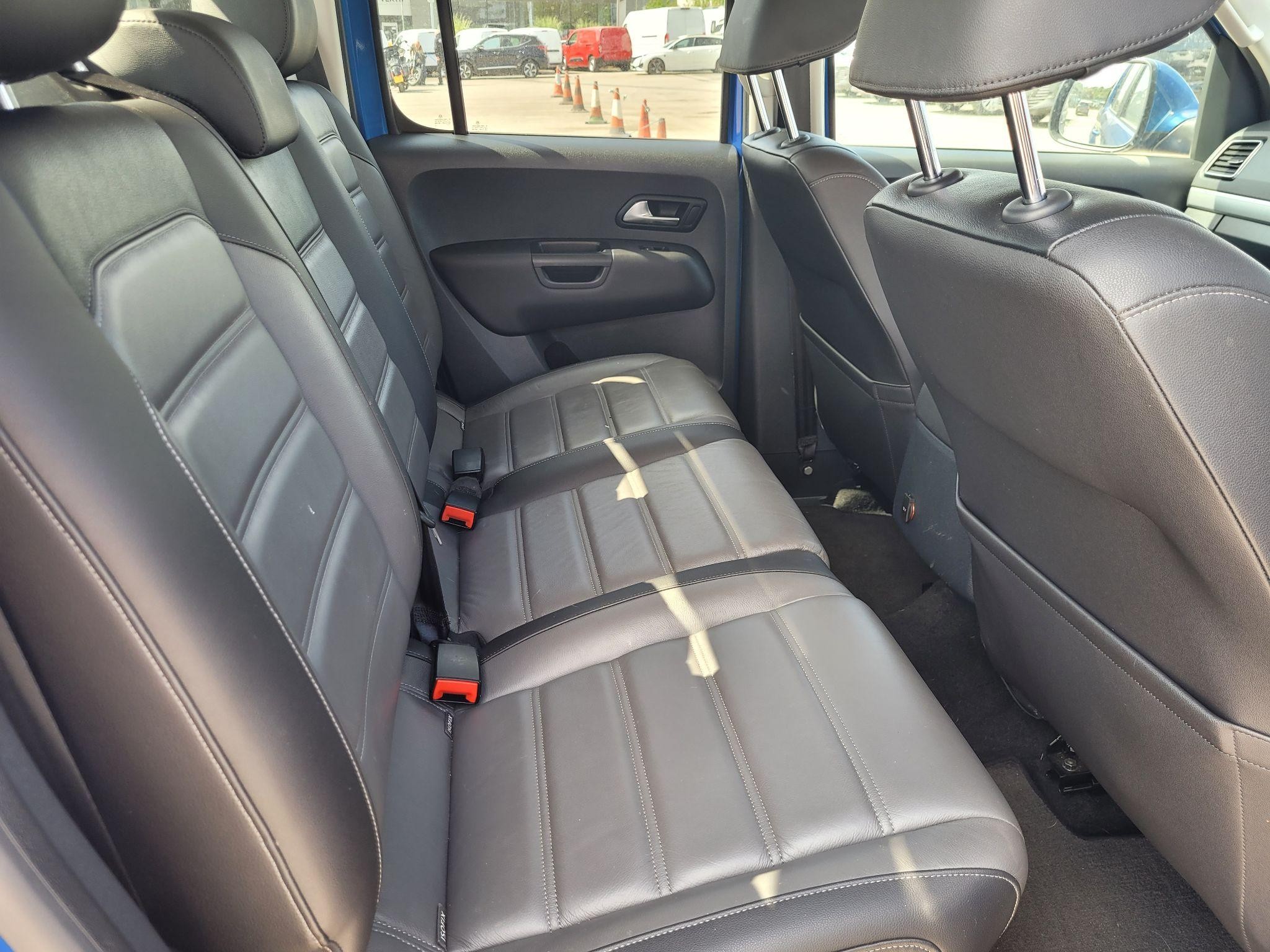Volkswagen Amarok Image 13