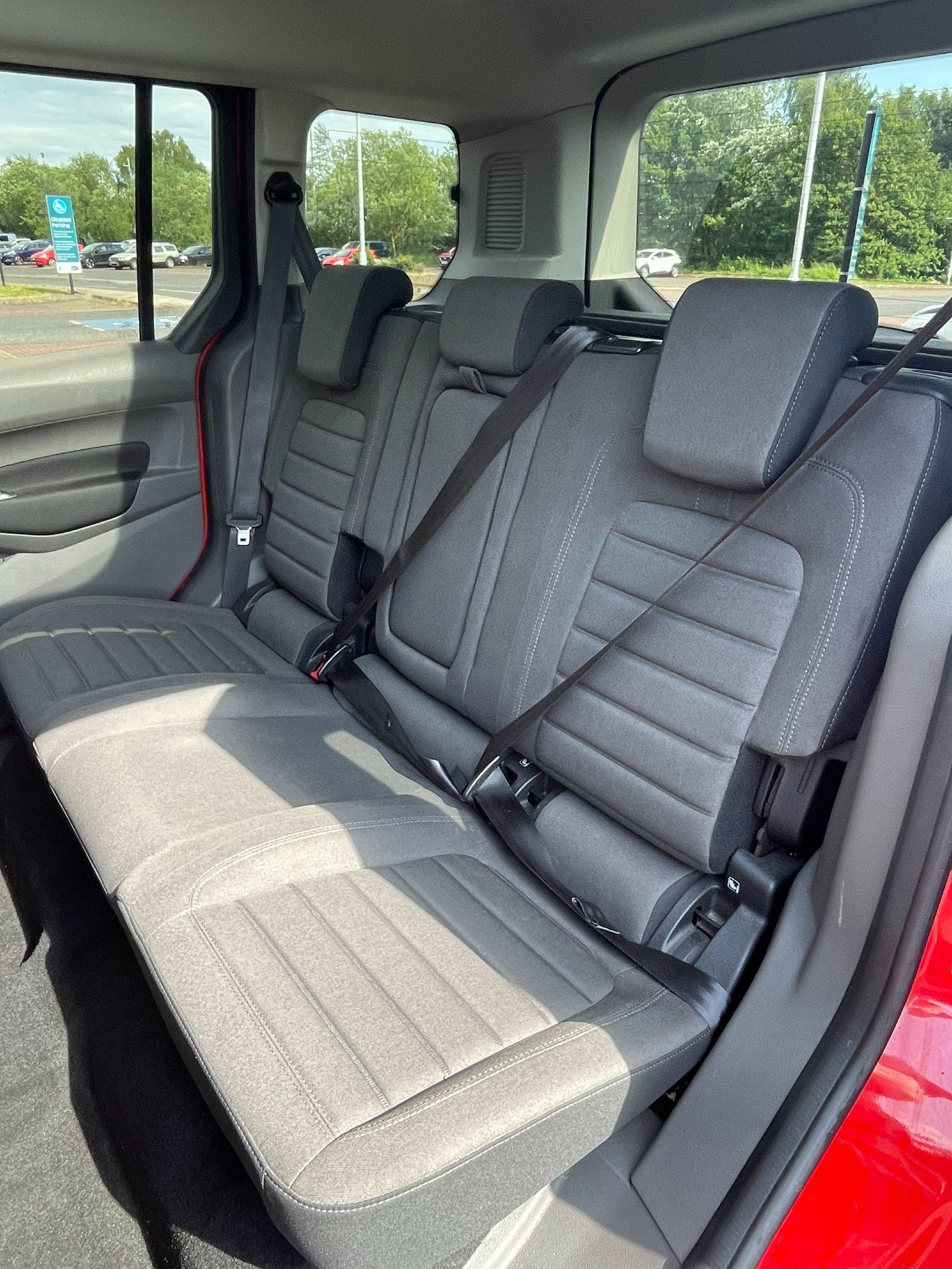 Ford Tourneo Connect Image 10