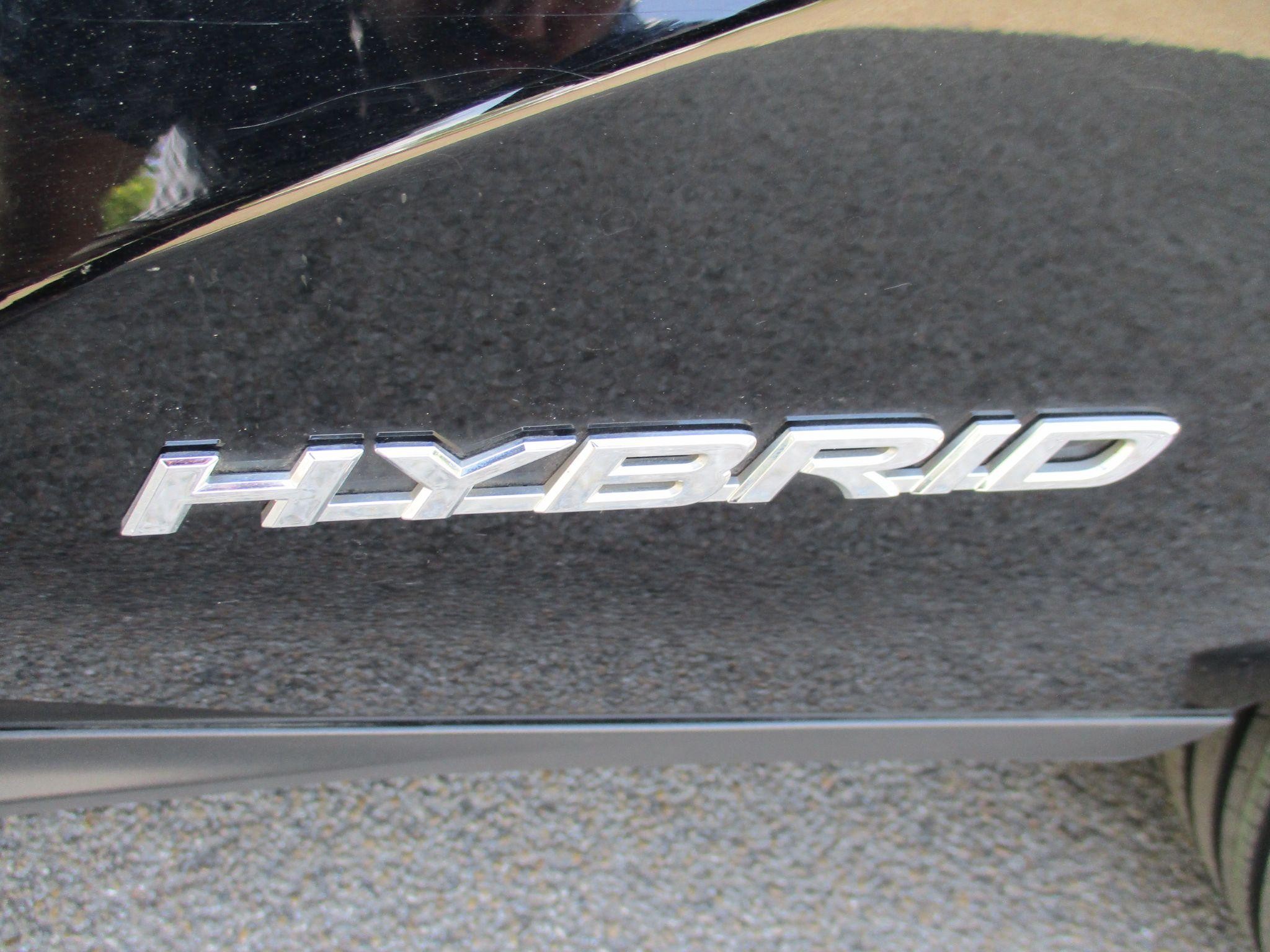 Lexus NX Self-Charging Hybrid Image 18
