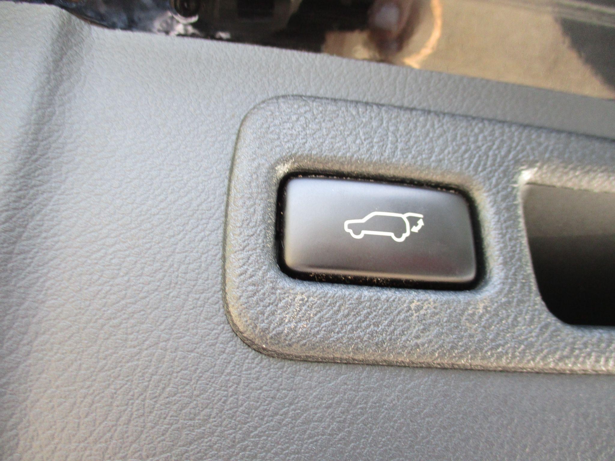 Lexus NX Self-Charging Hybrid Image 21