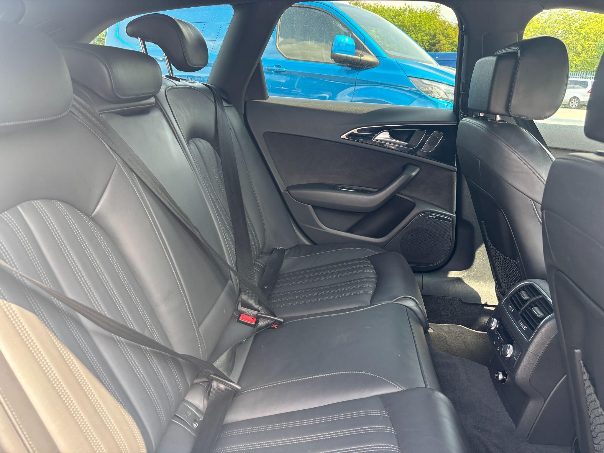 Audi A6 Avant Image 14