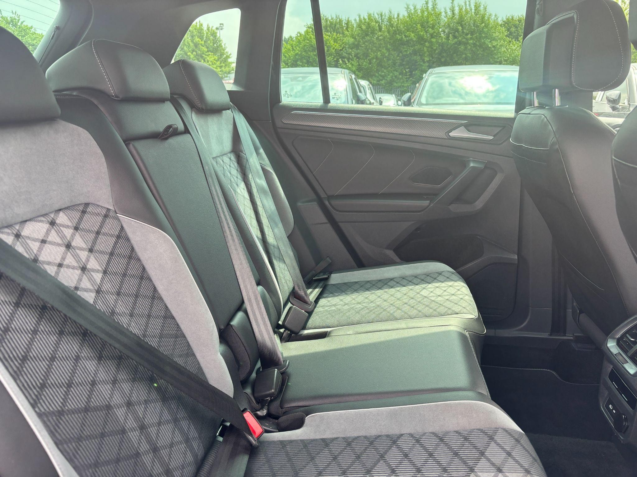 Volkswagen Tiguan Image 12