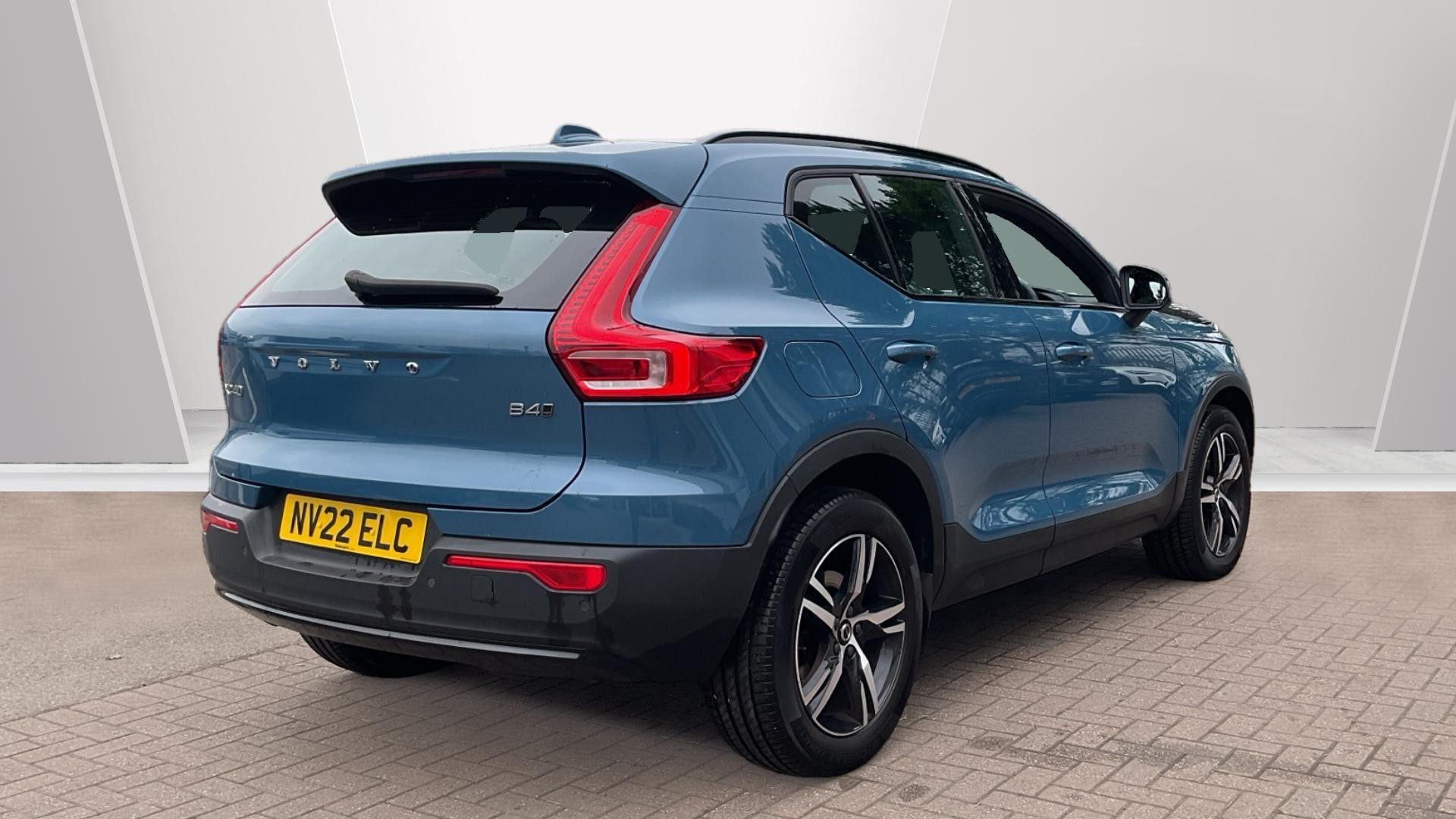 Volvo XC40 Image 2