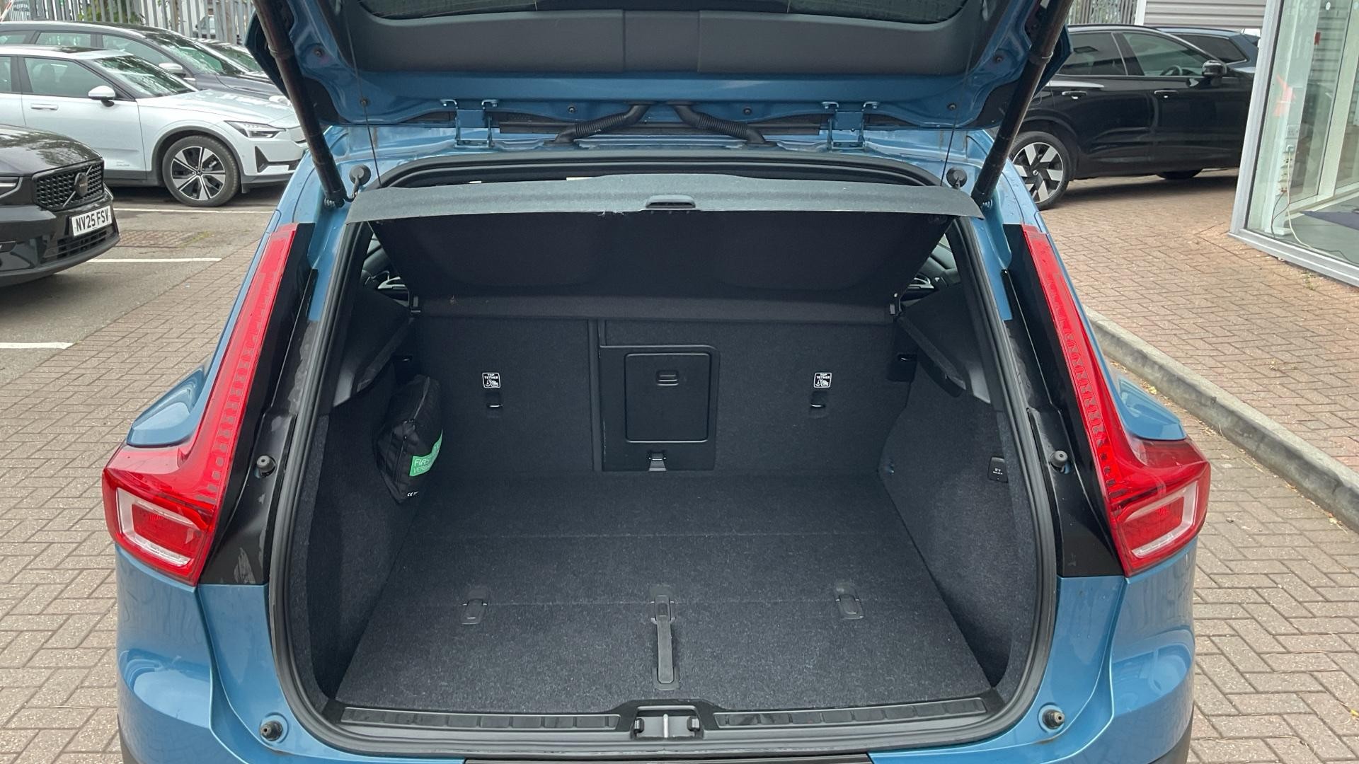 Volvo XC40 Image 13